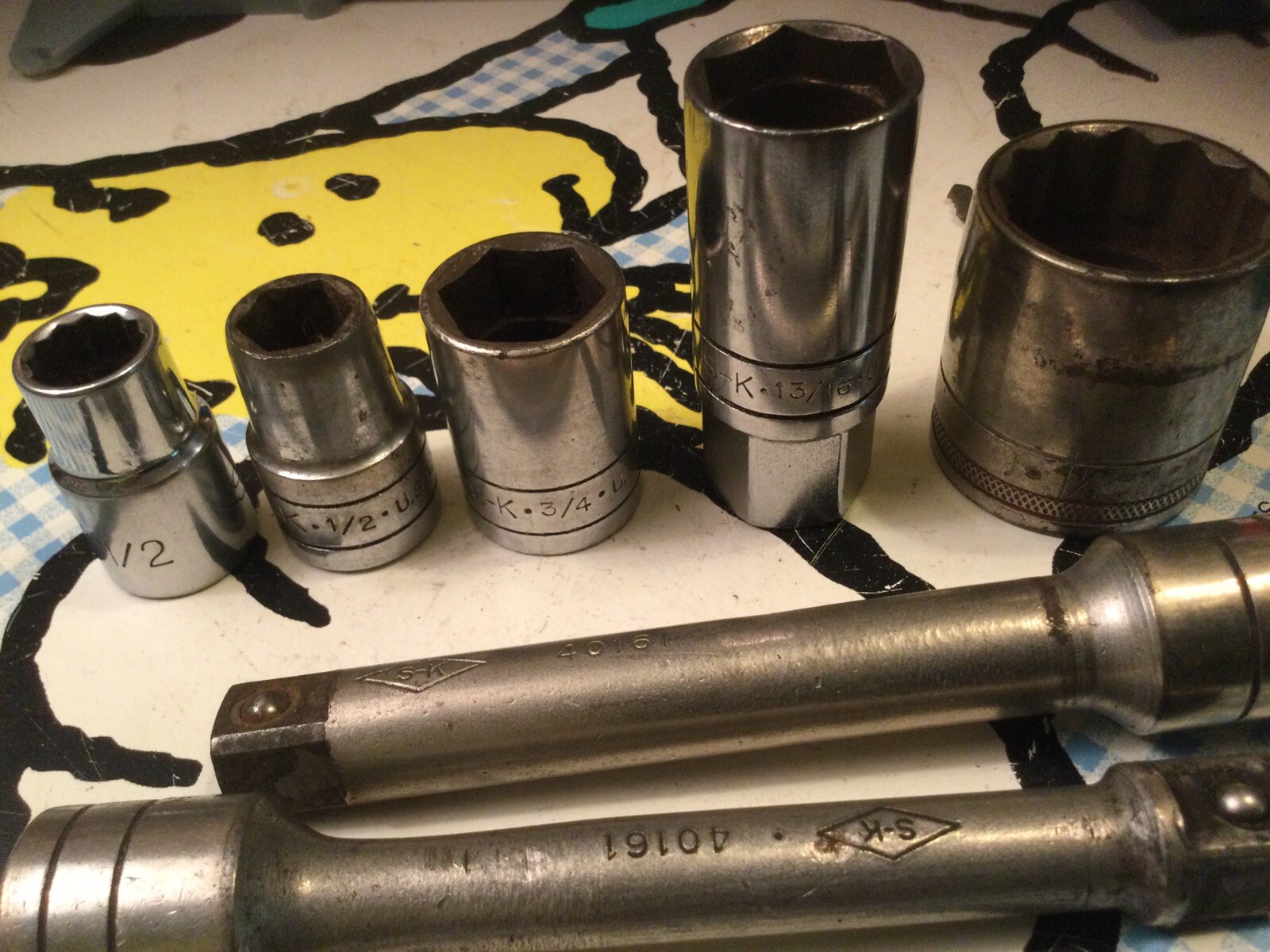 S-K 1/2″ Drive Socket Set – Shallow 6pt 1/2 3/4 13/16 12pt 1/2 1-1/8 (2)6” Ext
