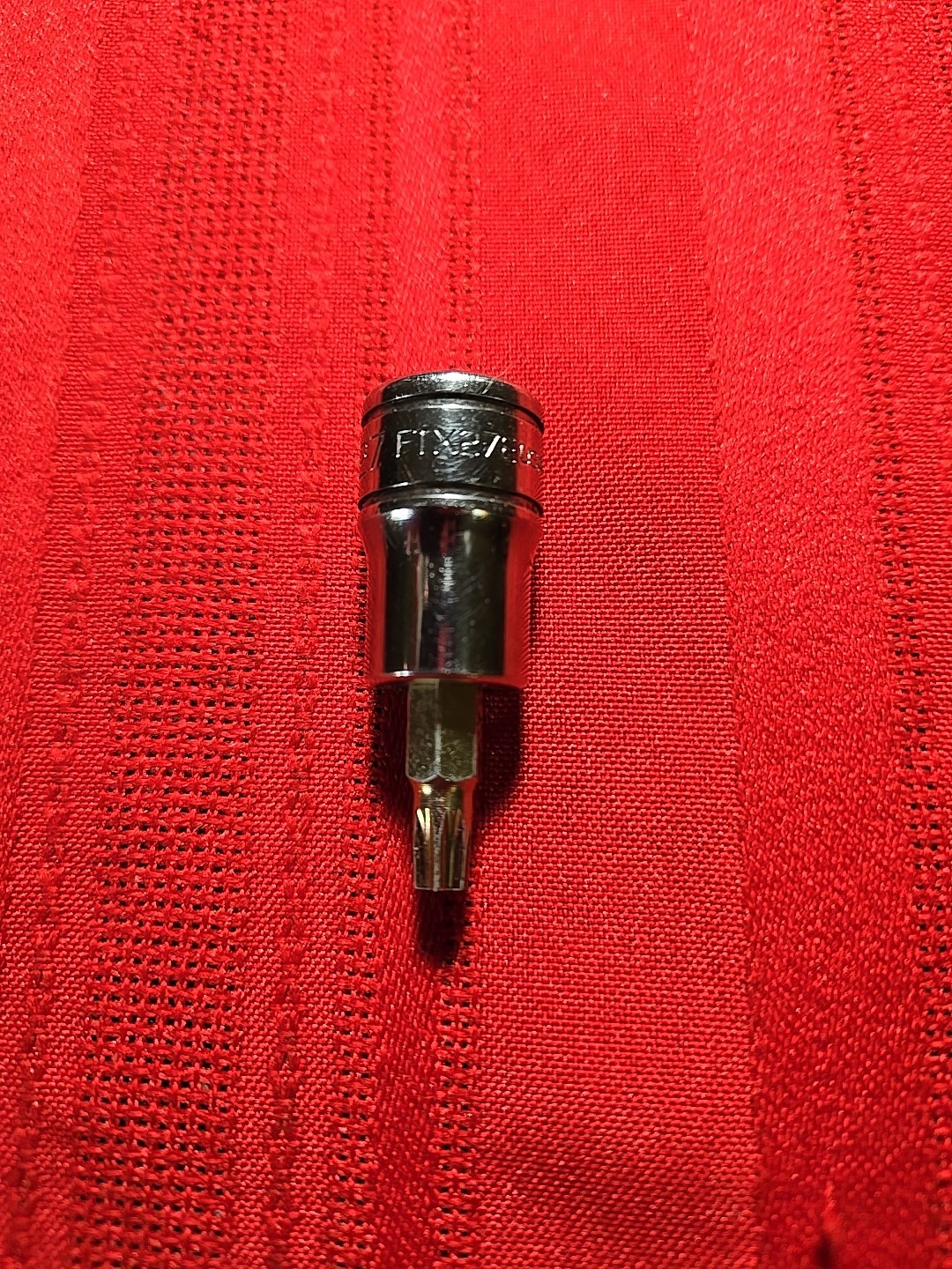 Snap-on Tools 3/8″ Drive T27 Standard Gold Torx Bit Chrome Socket FTX27E. USA