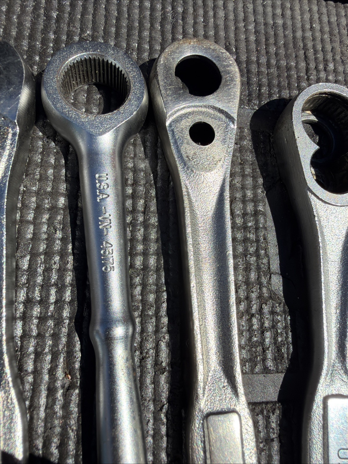 (14) Sears Craftsman Ratchet Bodies ONLY NO GUTS 1/2” Drive 3/8” & 1/4” Plus Flx