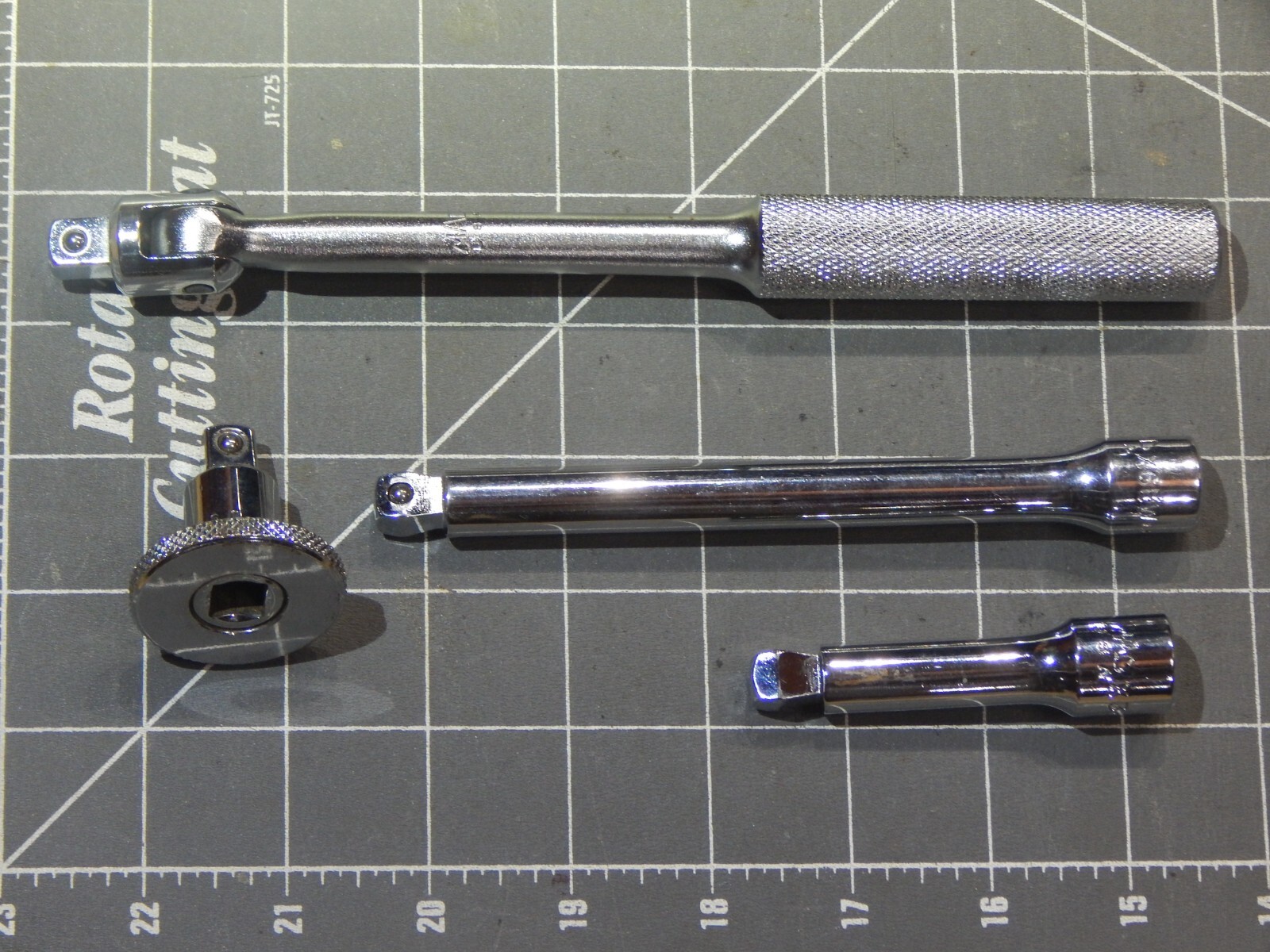 Mac 4Pc 3/8″ Drive Breaker Bar Thumb Wheel Wobble Socket Extension Set X8F XRS1