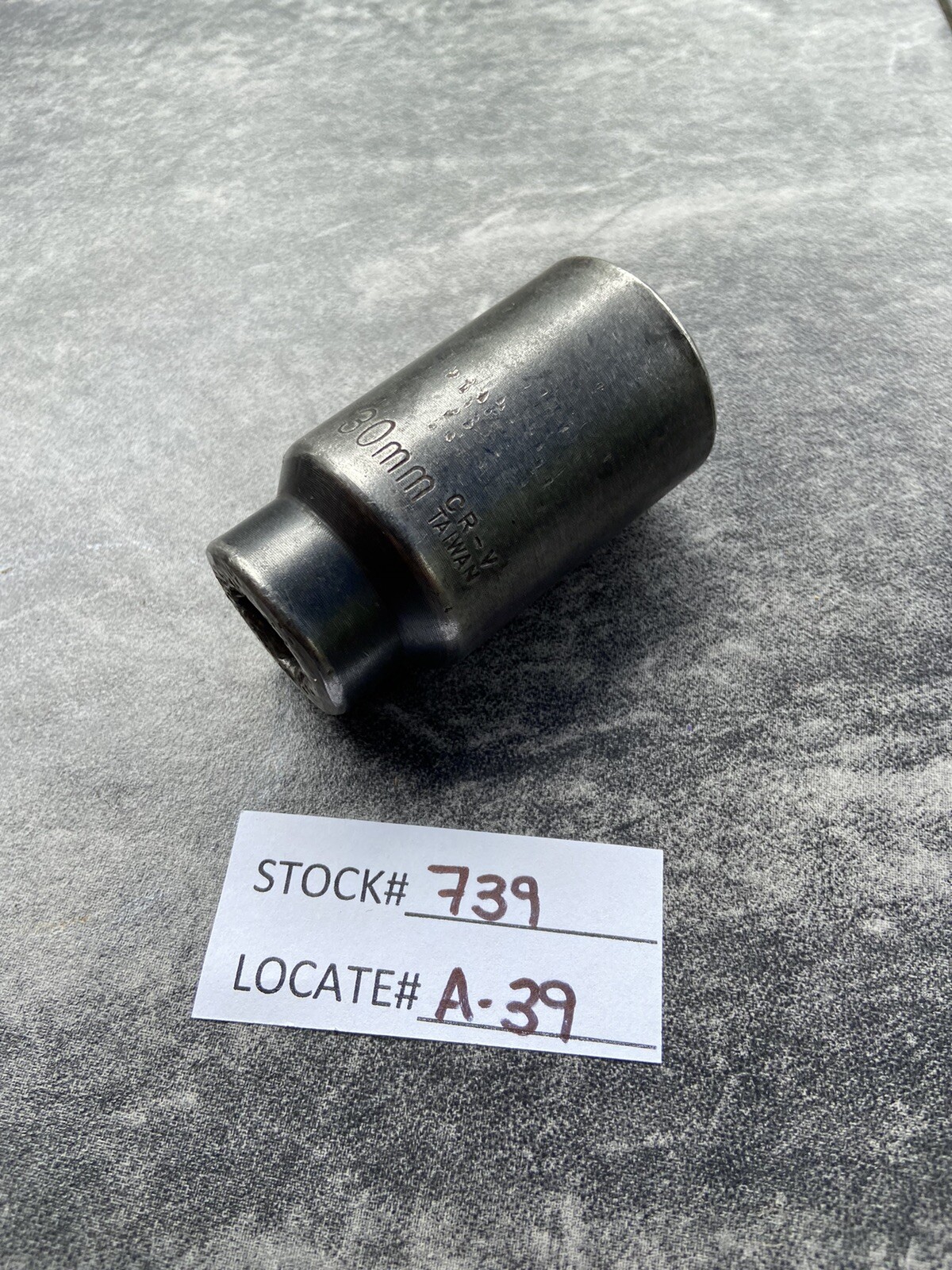 CR-V 30mm Deep Impact Socket 6-Pt 1/2 Flank Drive metric Axle Nut, FREE S&H.