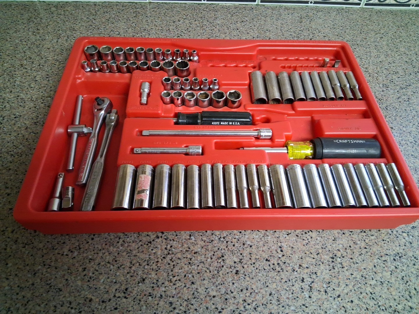 Craftsman Mechanics Socket Wrench Set Drawer Metric & SAE G, V, EE 1/4″ Dr