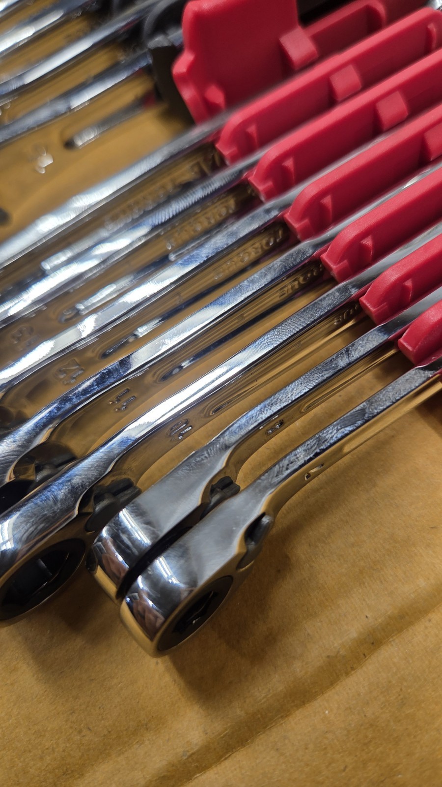 Mac SRWMO126PT 12-Piece Metric 6-Point Offset Reversible Ratcheting Wrench Set