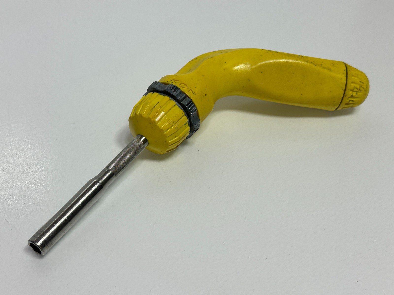 🇺🇸 Snap-On Tools USA SSDMRE4 Pistol-Grip YELLOW Ratcheting Screwdriver w/ Bits