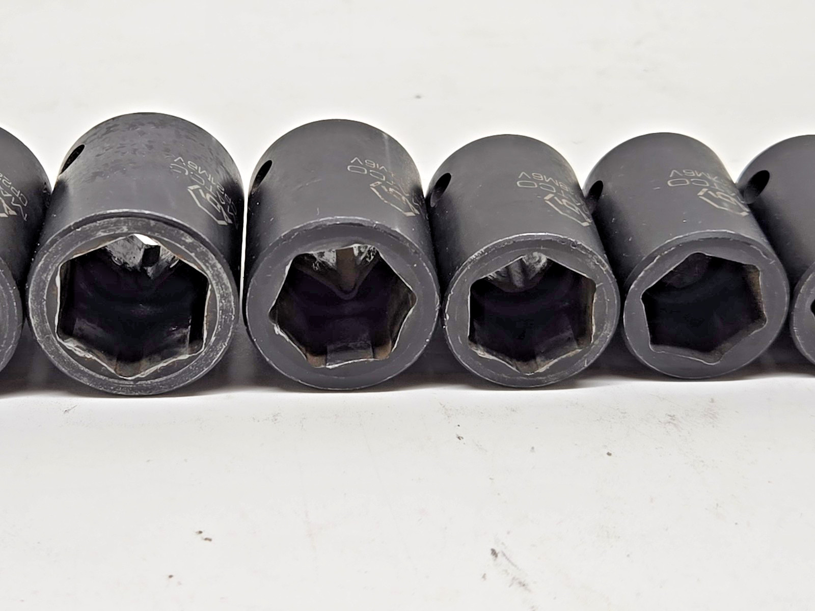 MATCO ADV 14 Piece Socket Set 1/2″ Drive Shallow Impact Metric 6 Point
