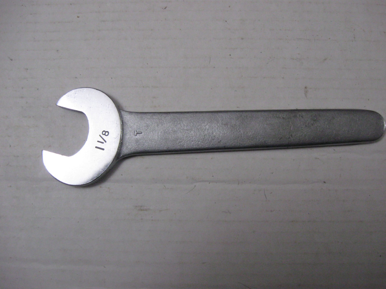 Williams 1-1/8″ in Engineer’s One Ended Wrench 607A