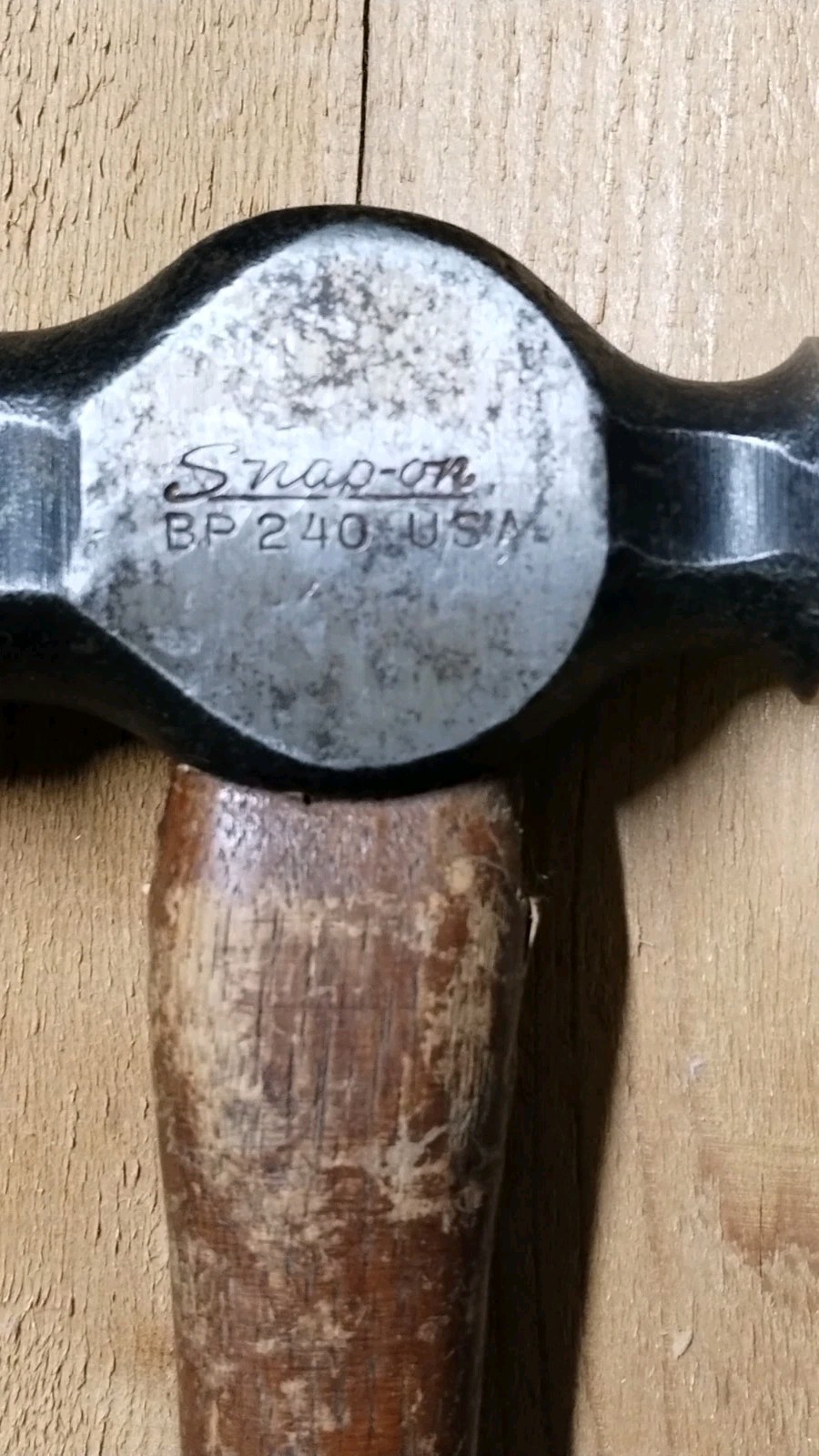 SNAP-ON BP 240 40oz. 16″ Ball Peen Hammer Octagon Hickory Handle Great Condition