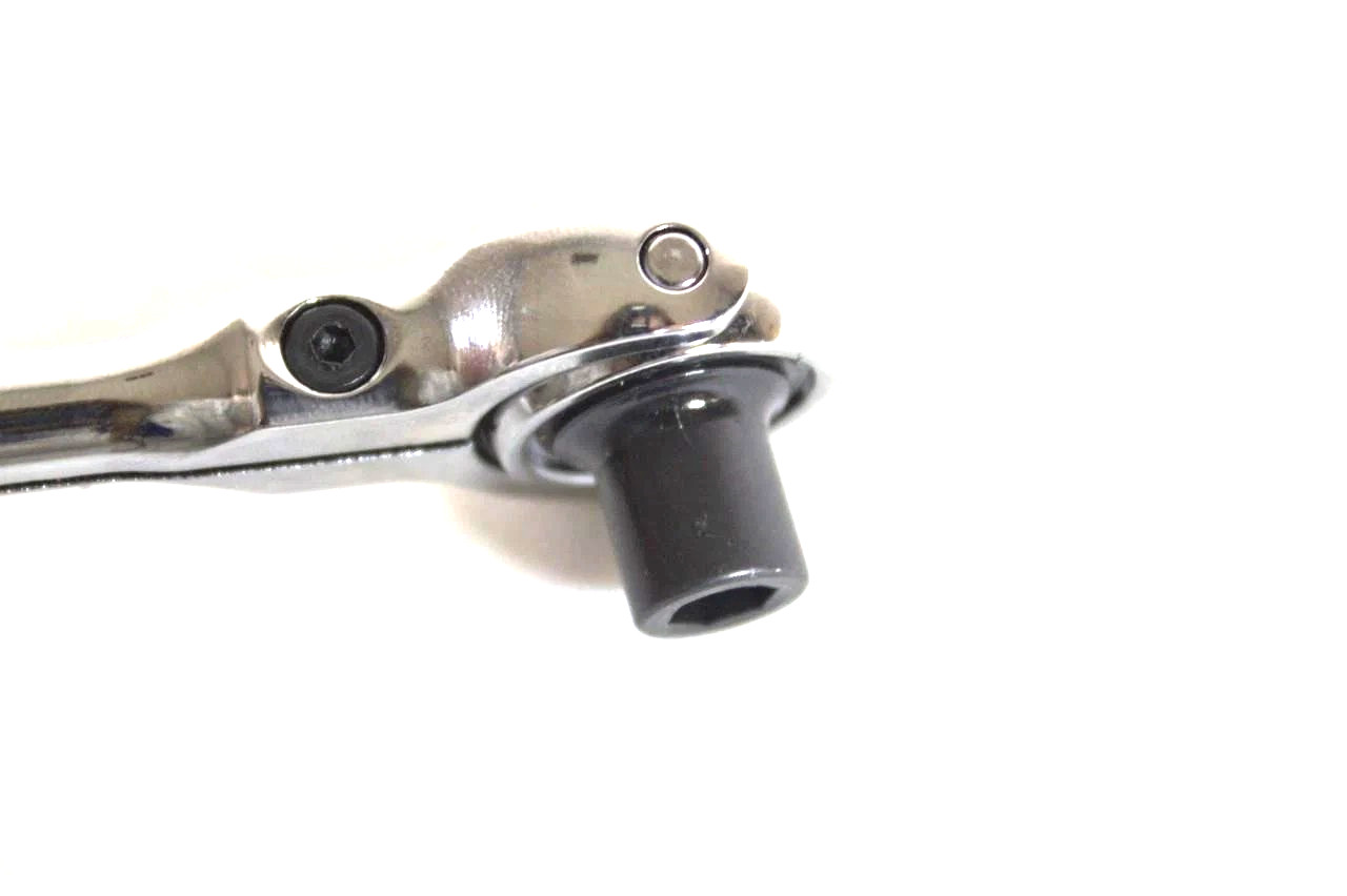 New Snap-on™ 1/4″ Hex 6 7/8″ Red Soft Handle Round SWIVEL Head Ratchet THNFM72