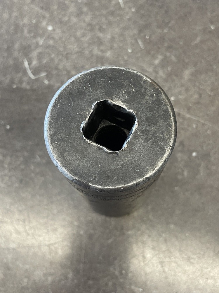 Snap-On SIMM300 30mm 1/2″ Drive 6pt USA Deep Well Socket (1114199)
