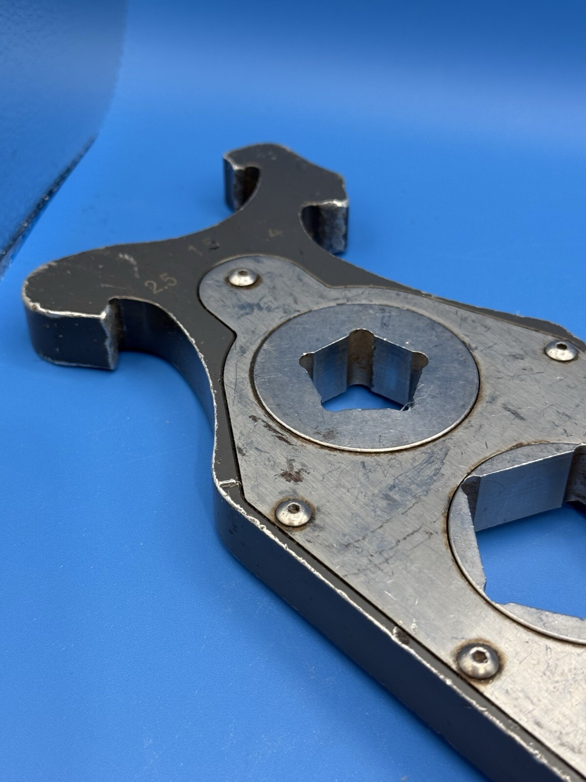 EZ Spanner 4 Hole Ratcheting Hydrant Wrench – Standard Handle EZ-4400 E4