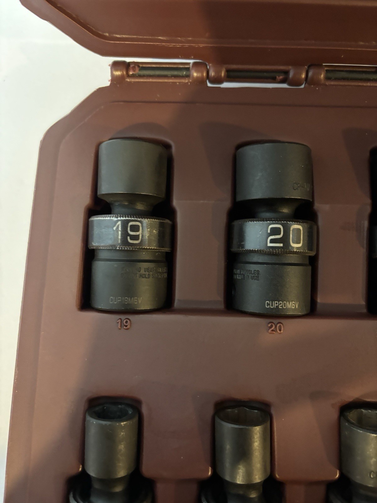 Matco Tools 13 Pc 1/2″ Metric 6 Pt ADV Universal Impact Socket Set – SCUPM136V