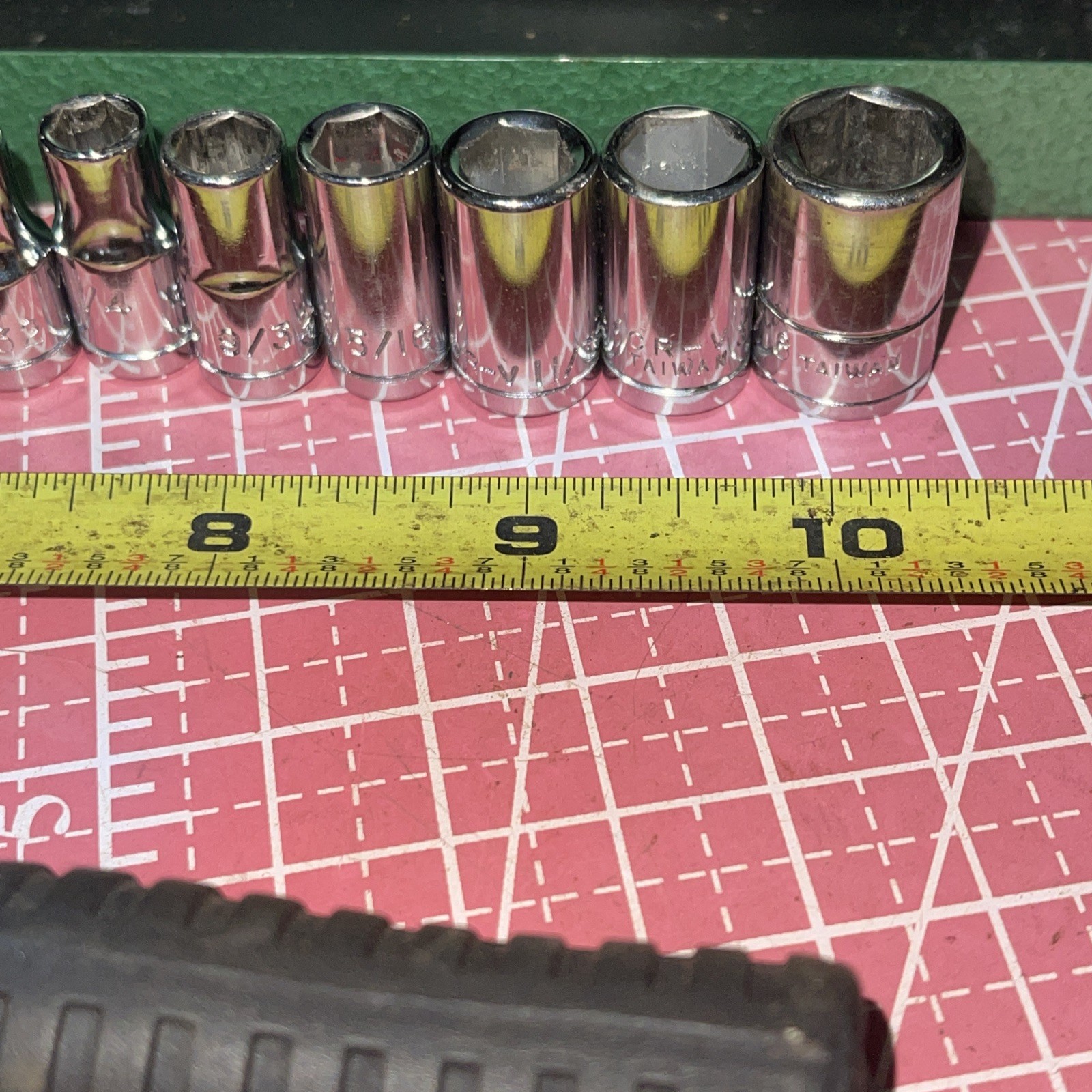 Buffalo 21 Piece 1/4 Drive SAE 6 Point Deep & Standard Socket Set Vintage Case