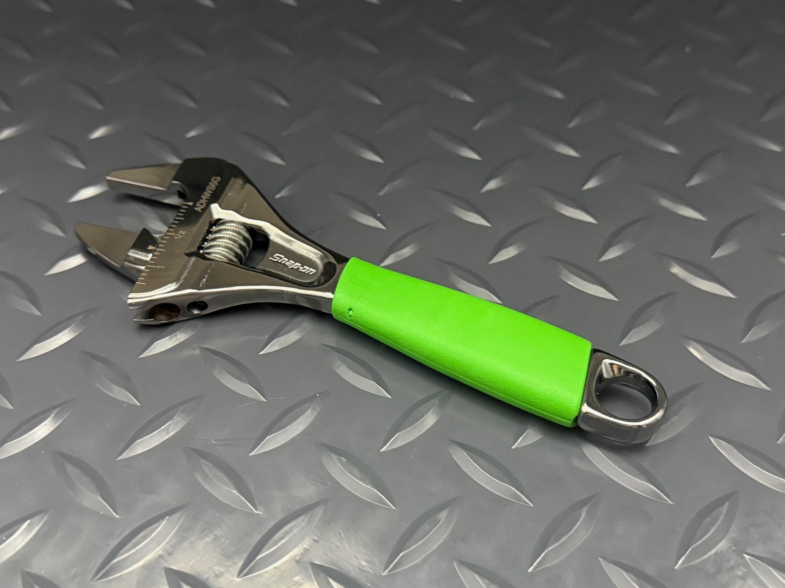 NEW Snap-On Tools GREEN 6» SLIM ADJUSTABLE WRENCH Smooth Jaw ADHWS6G Free Ship
