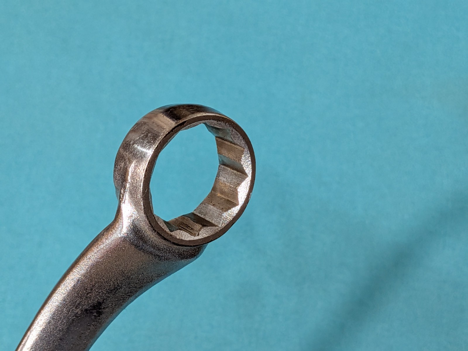 S-K Wayne # B-3032 12pt. Box End Wrench 1″ x 15/16″ x 15-1/2″ Vintage 1960’s Era
