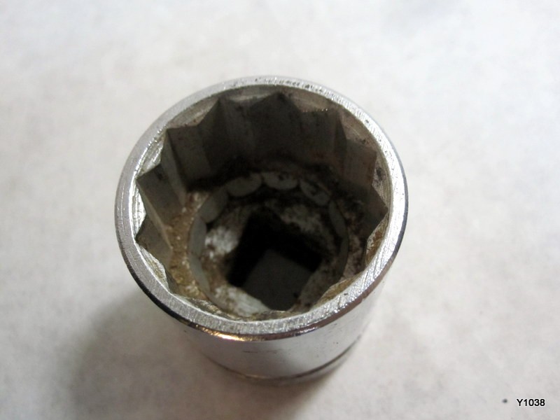 Vintage Indestro Super Brand 1/2″ Square Drive 12 Point 1 1/16″ Socket 1234