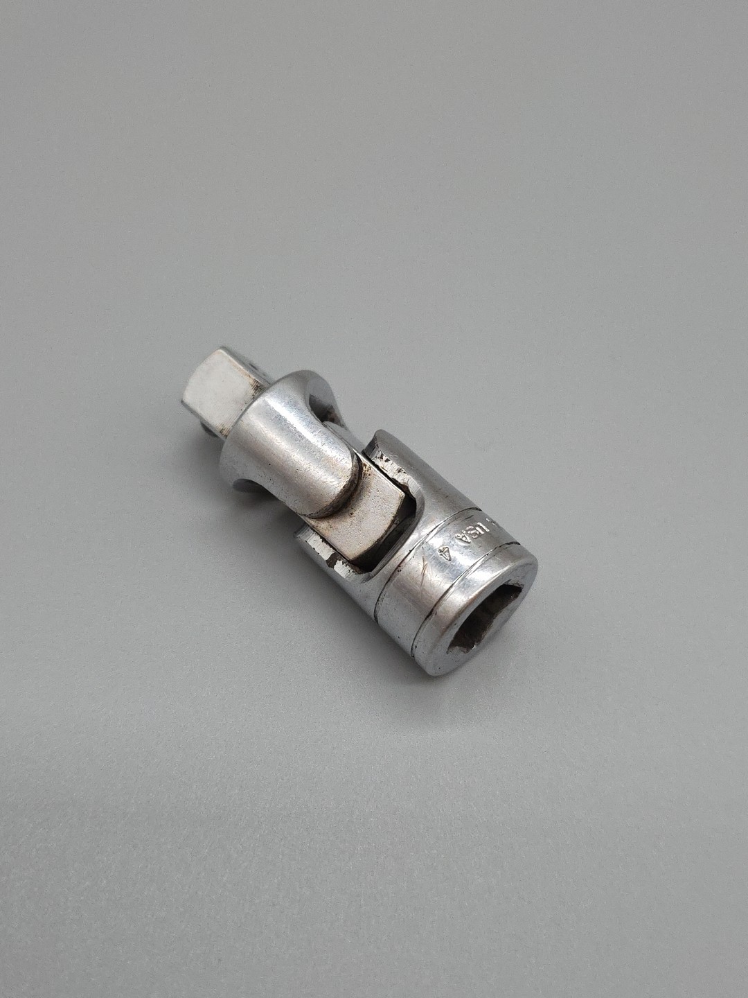 Snap-on Tools 3/8″ Drive Chrome Universal Swivel Socket FU8A USA