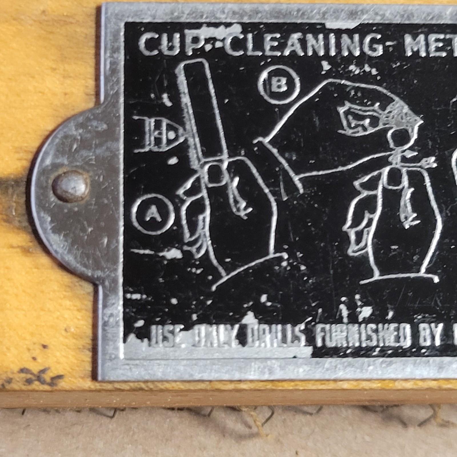 RARE Cummins Engine Specialty Tool Cup Cleaning Fine Metal Wire Brush Card File
