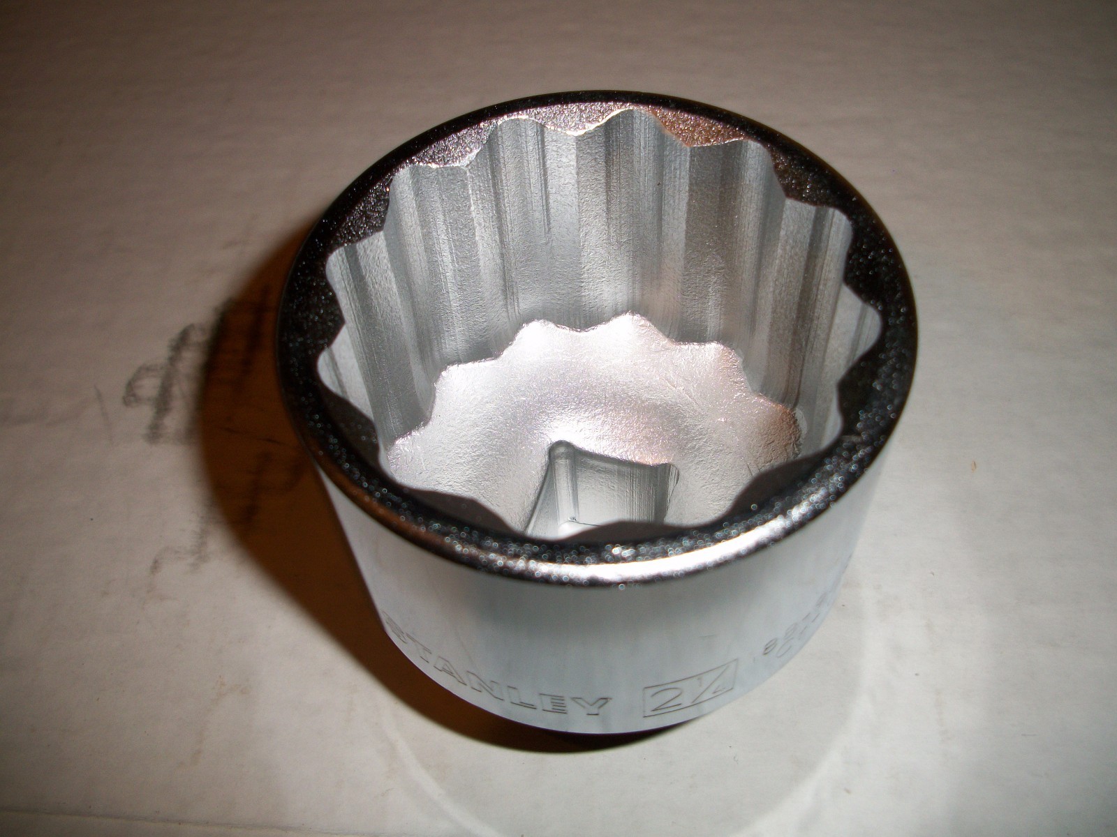NEW STANLEY 3/4 in Drive 2-1/4 inch 12 Point socket