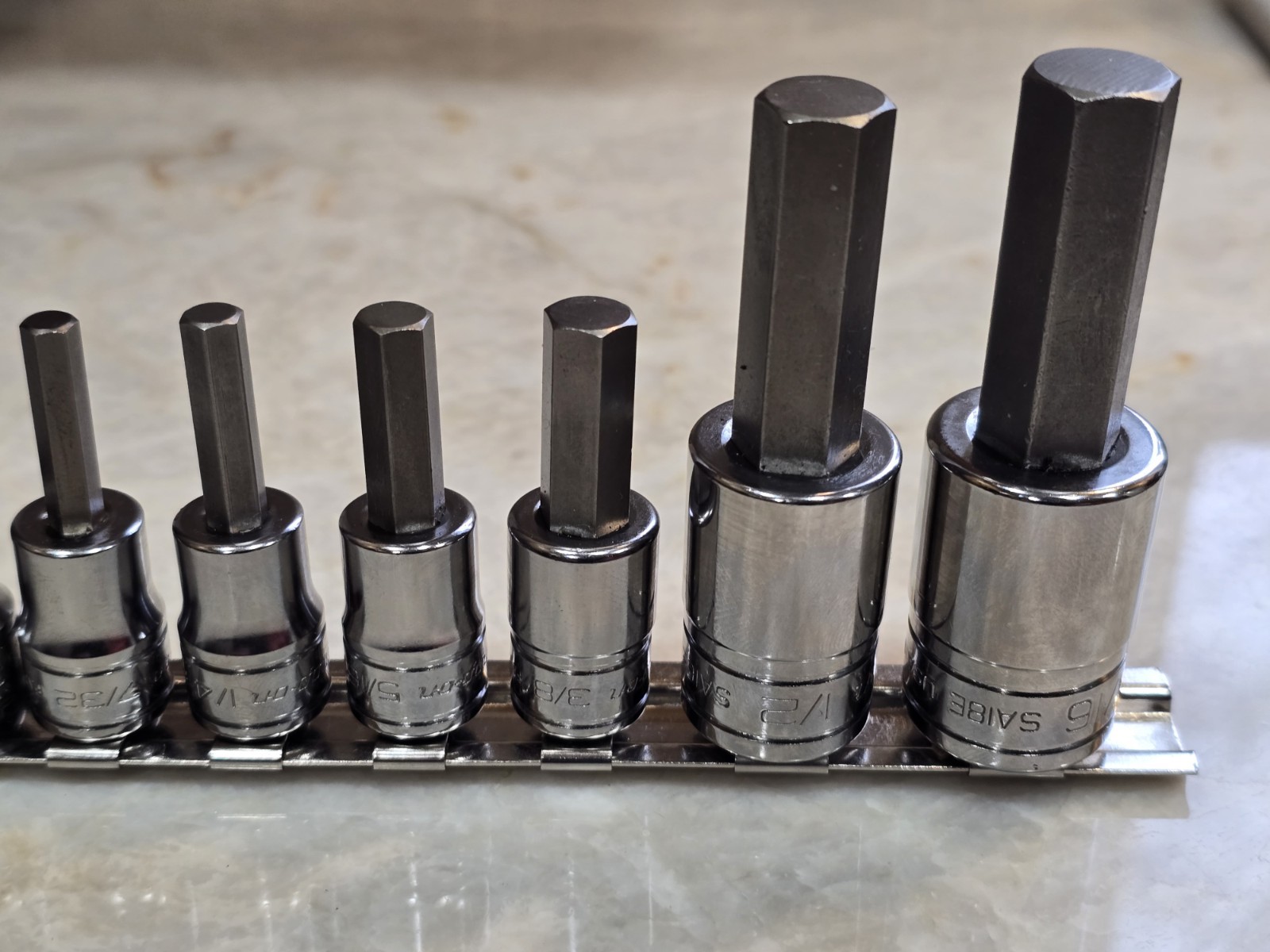 New Snap On 8pc – 3/8 & 1/2 Drive SAE Hex Bit Socket Set ( 5/32 – 9/16 )