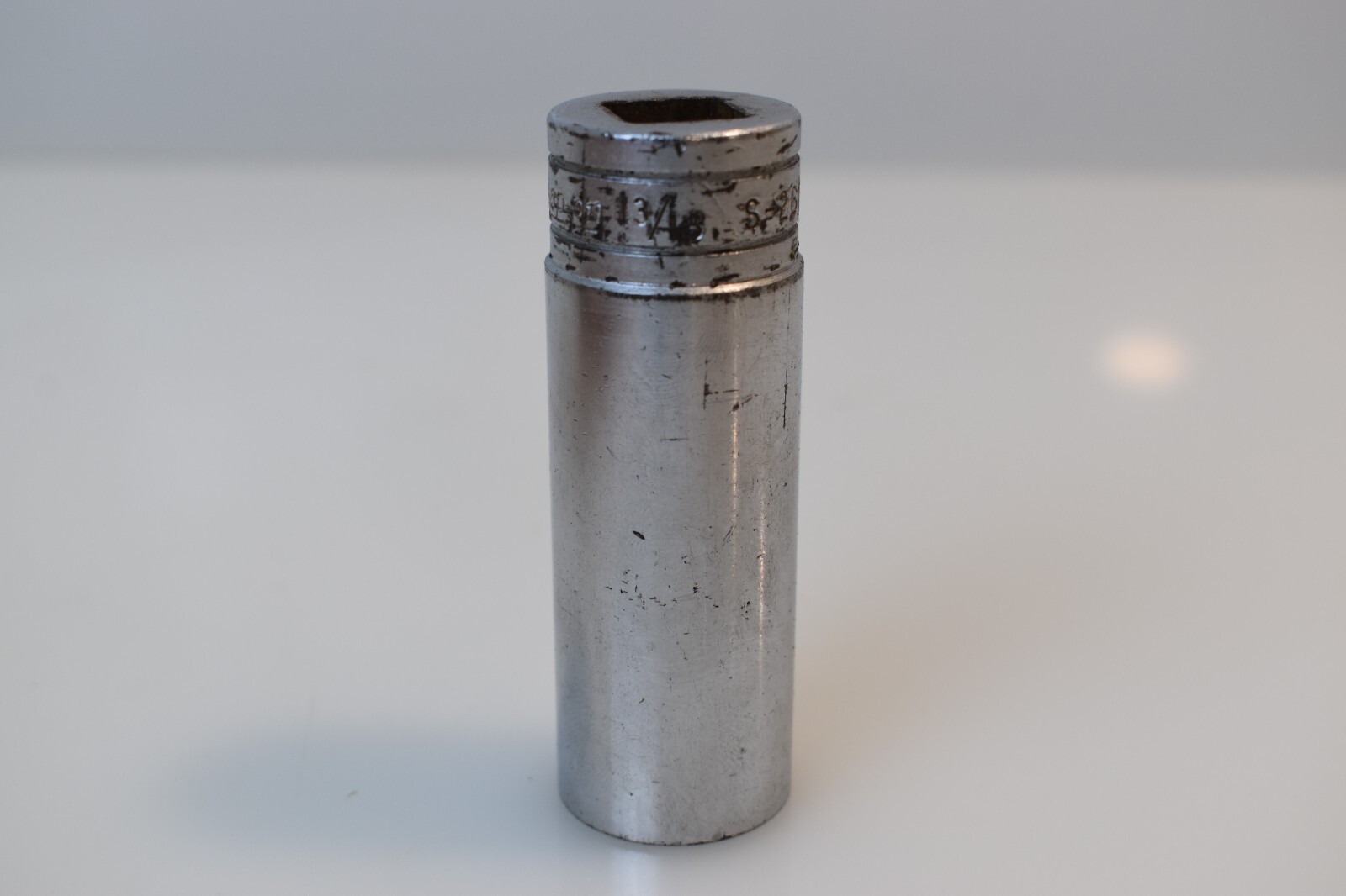 Snap On Tools S261 13/16″ SAE Flank Drive Deep Socket 1/2″ Drive 12 Point USA