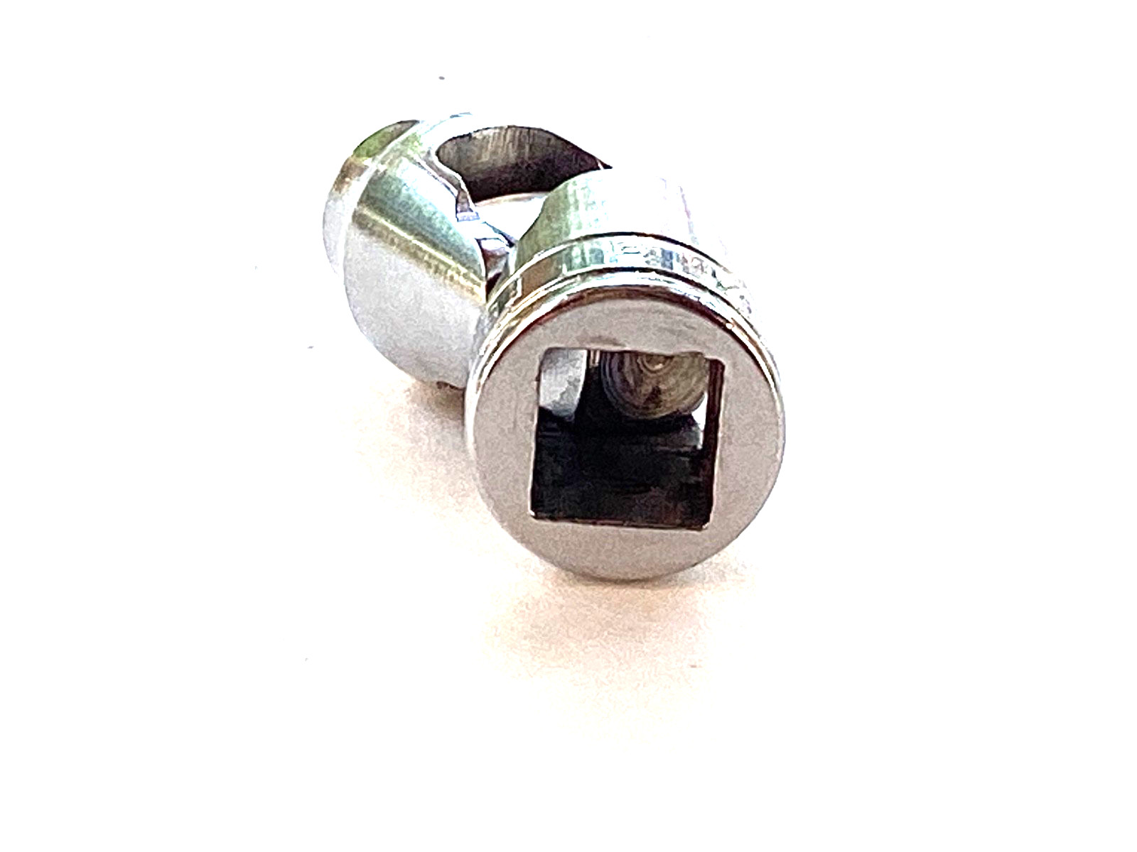 Snap On USA FS10A 3/8” Drive 6 Point 5/16” SAE Shallow Universal Swivel Socket