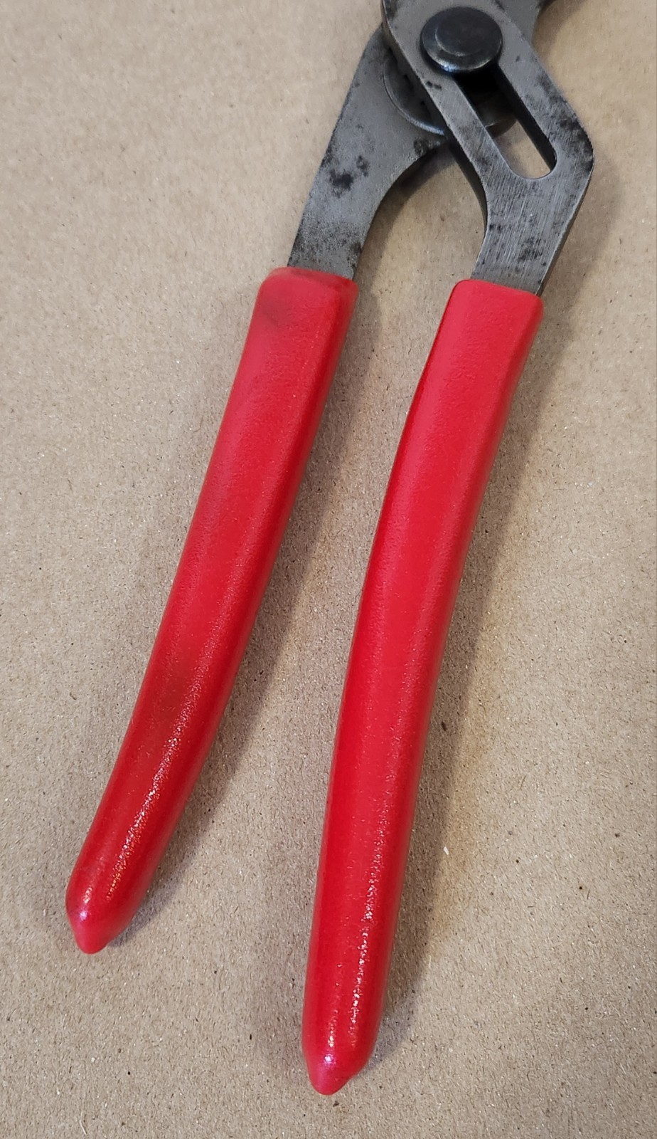 Snap On 91ACP 9″ Adjustable Joint Interlocking Channel Pliers RED