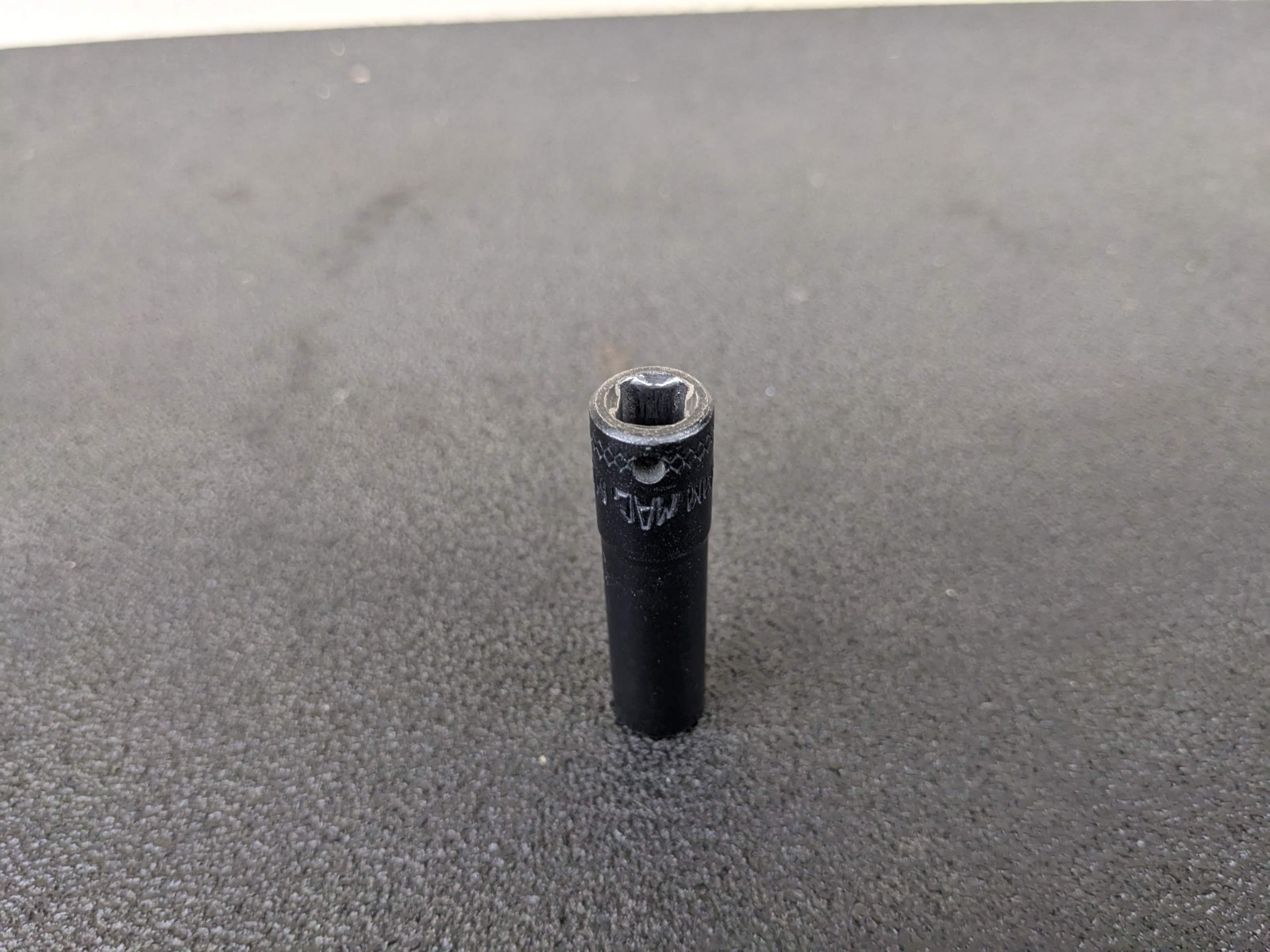 #bn700 Mac Tools Deep Impact 8mm 6-Point 1/4”’ Drive Magnetic Socket MDMP68MM