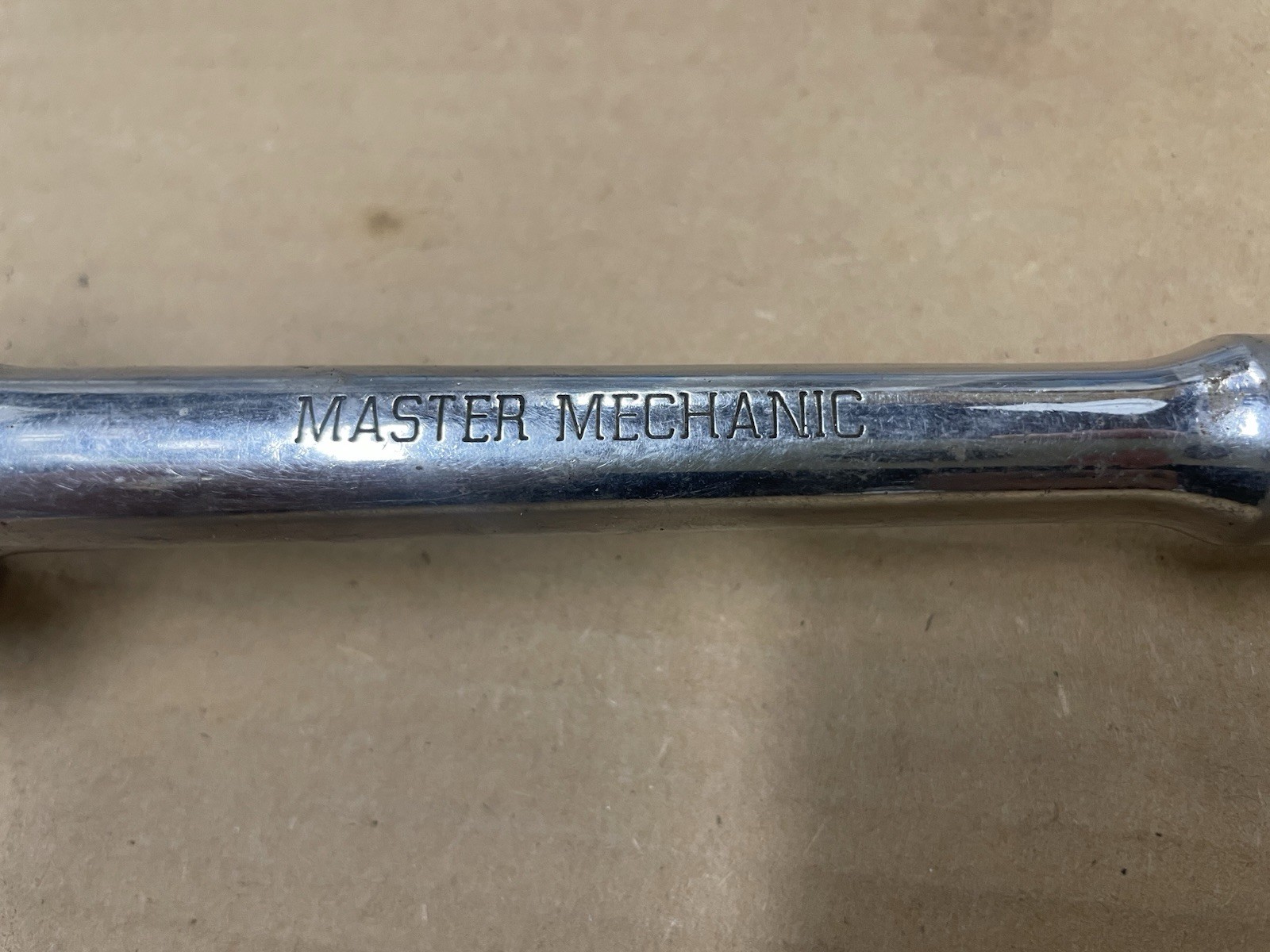 Master Mechanic P1660 1/2″ Drive 10″ Long Chrome Smooth Handle Socket Ratchet