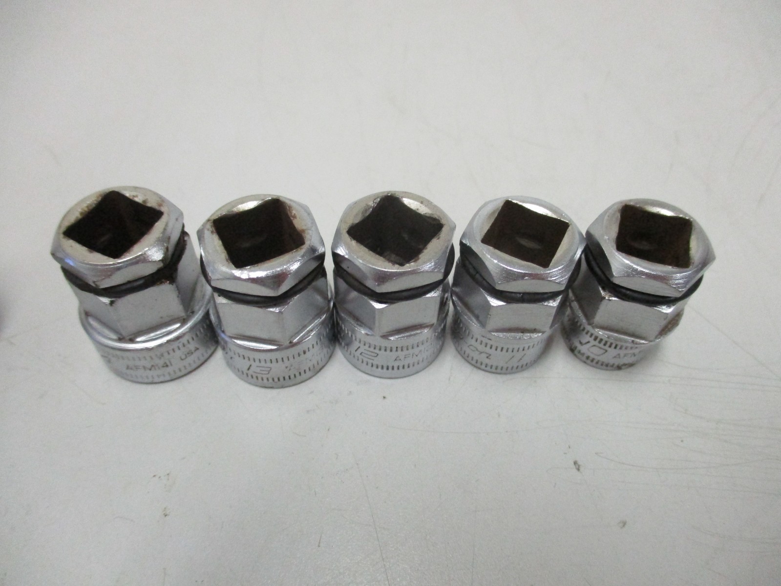9pc Snap-on 3/8″ Drive 6 Point Metric Pass Thru Socket Set 19mm thru 10mm