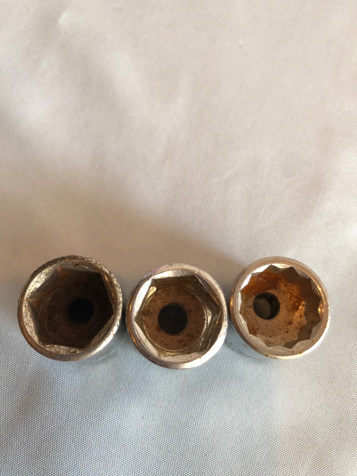 LOT of 15 Sockets – Various Sizes with Duplicates SEE PICS for Sizes #F12