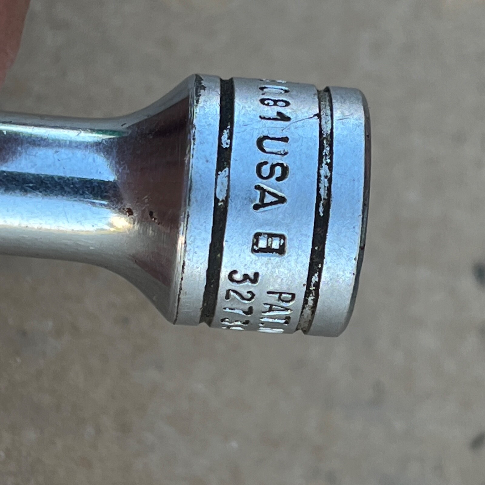 Snap On SFS081 1/4” inch SAE 3/8” Drive 6 Point Deep Socket – a
