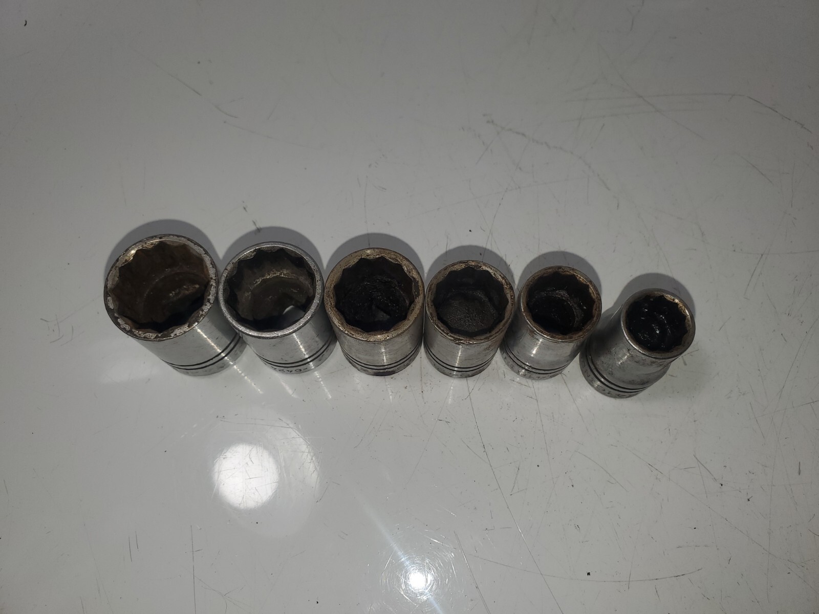 Indestro 1/2D 12pt -3/16,3/4,11/16,5/8,9/16,1/2 Sockets