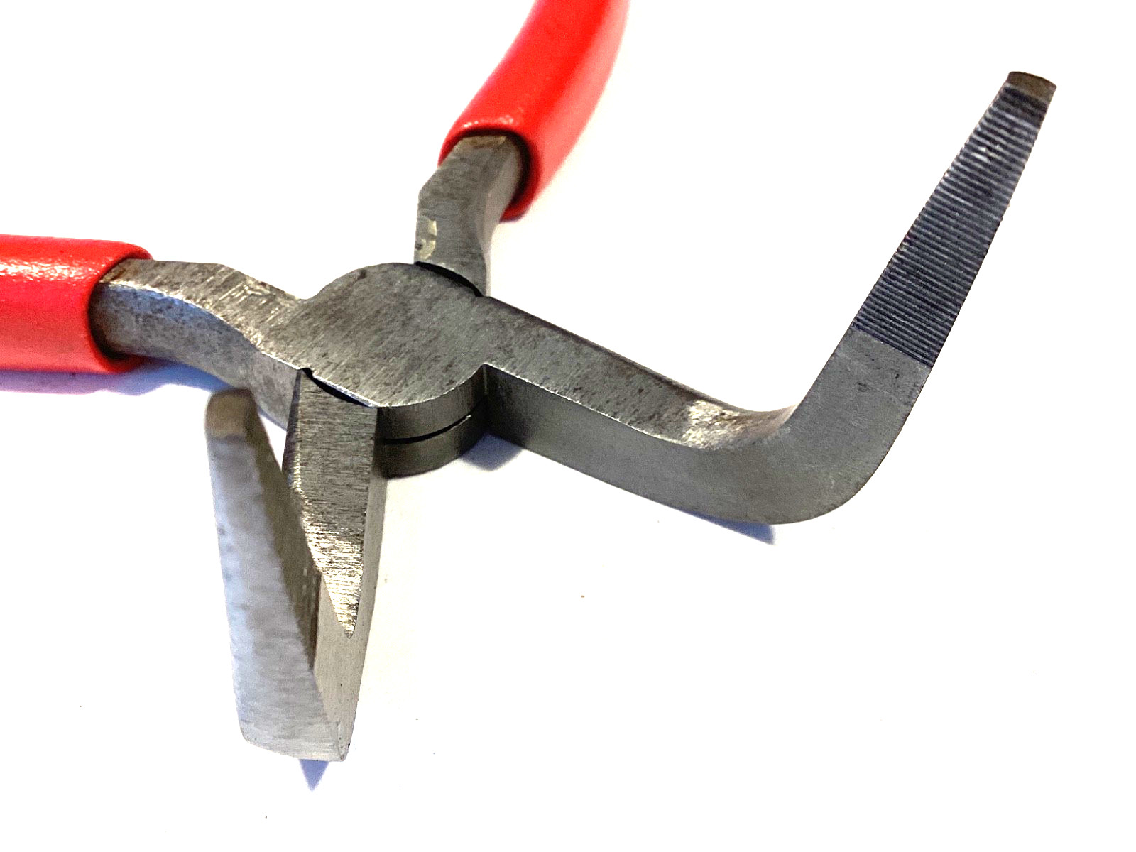 Snap on Tools 7” Long Nose 90° Bent Needle Nose Pliers RED Soft Grip 497CCP NICE