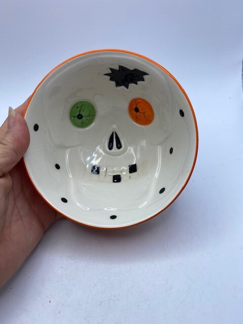 Ceramic Skull Head Bowl Pre Owned Unmarked Name Brand