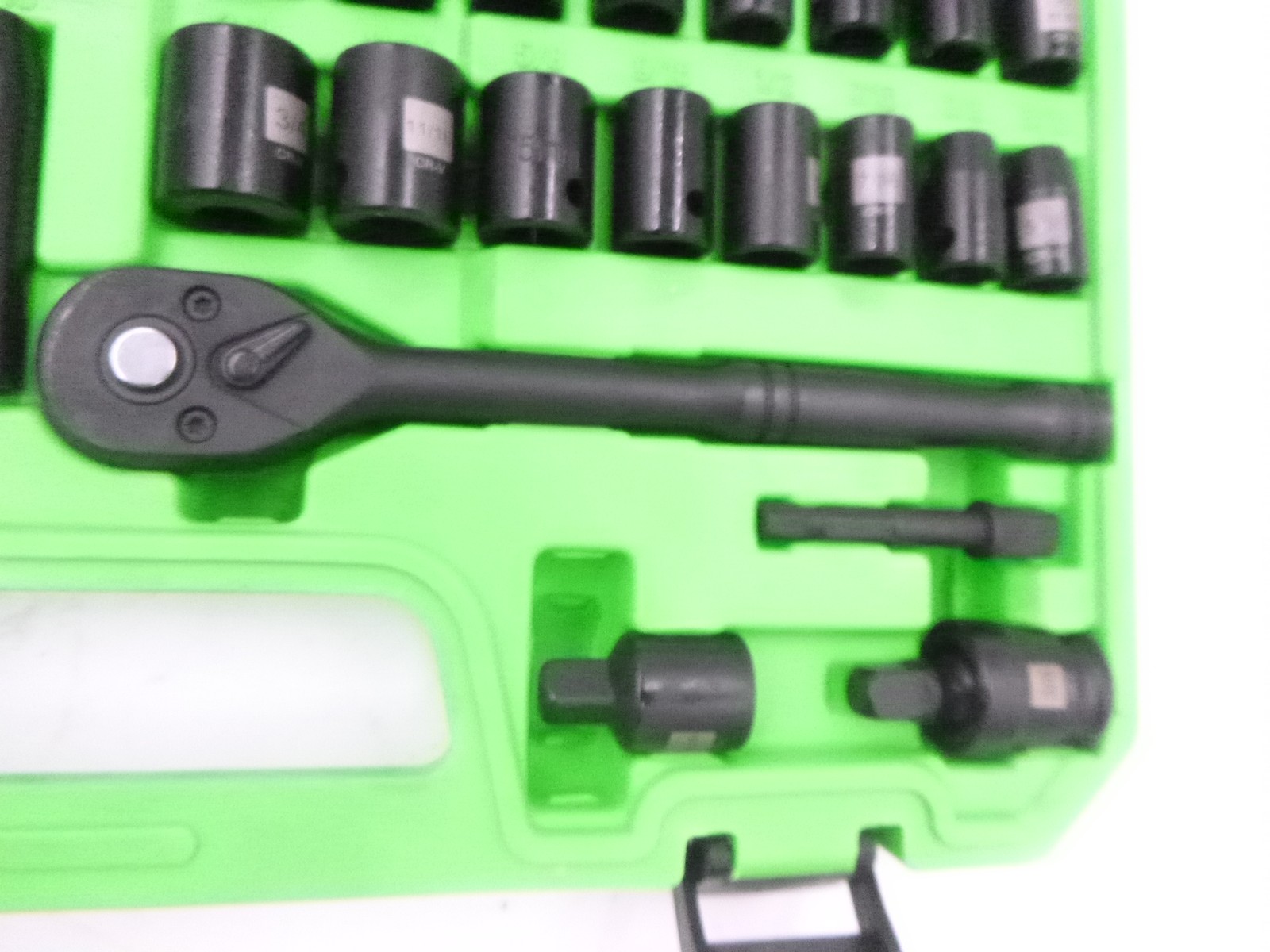 Bourvill 3/8″ 50-Piece Impact Socket Set with Extension Bar
