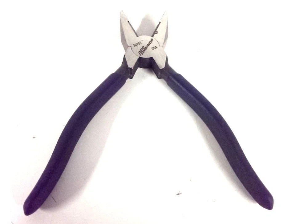 Pro America Tools Blue Grip Lineman’s Pliers 7″ 30701 *Made in the USA*