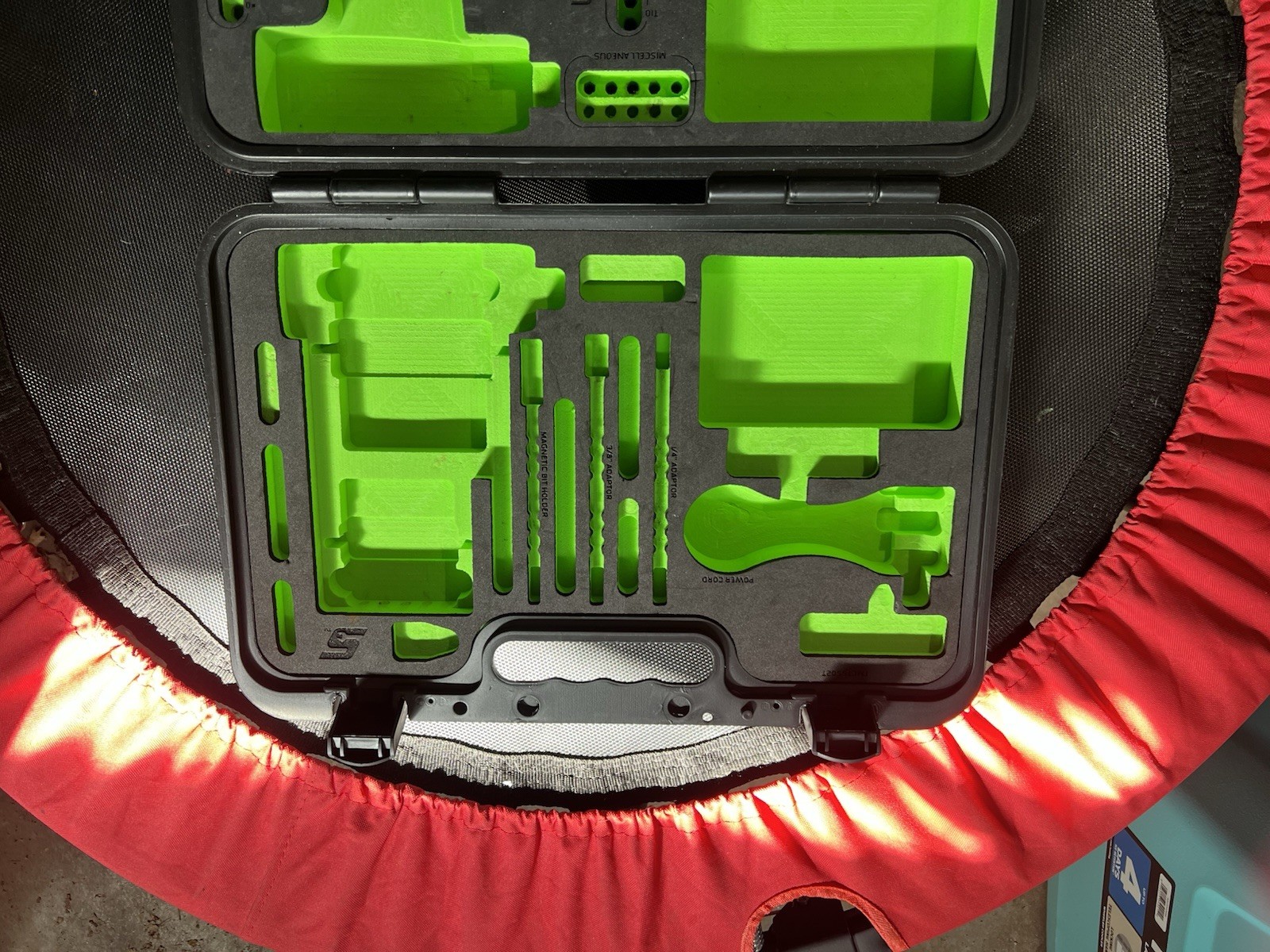 Snap-on PB202B bit driver and bit Organizer Plastic Black Green foam.