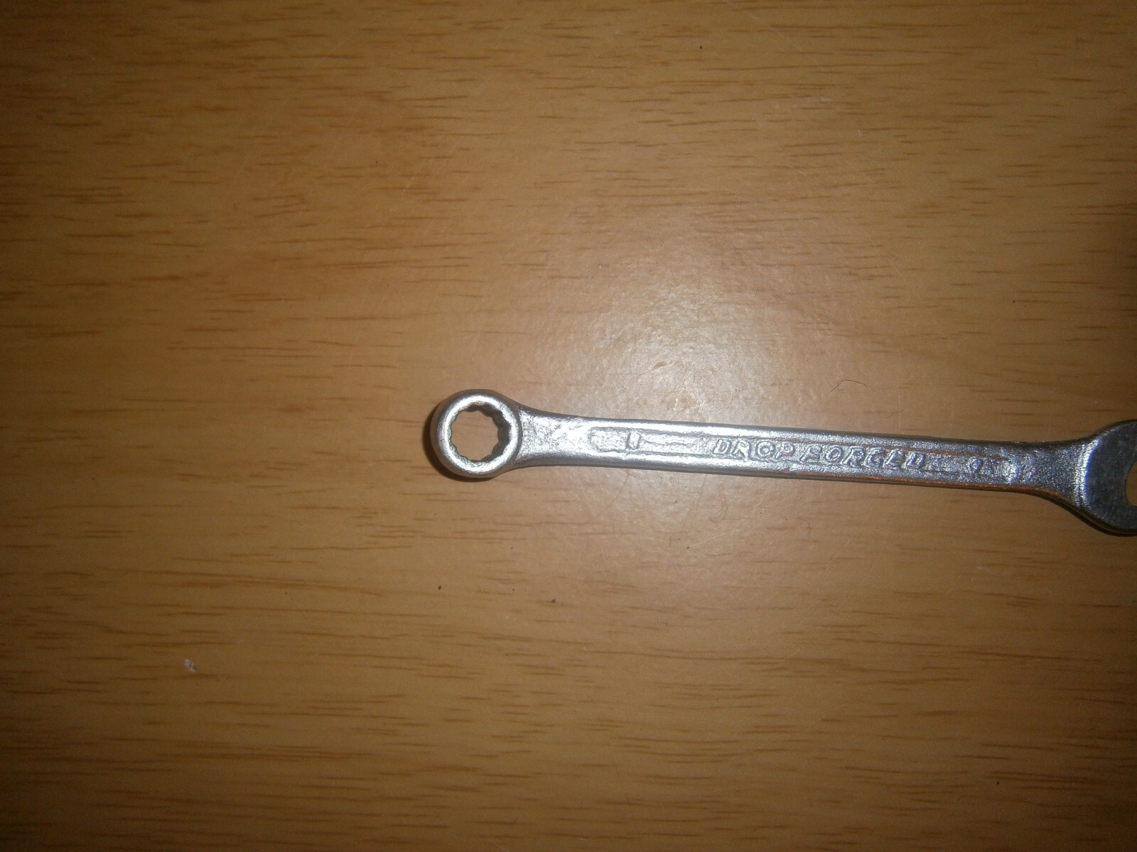 Vintage silver tone spanner. 8mm both ends.(E6c)