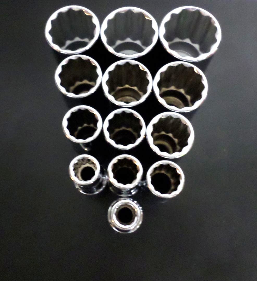 New Craftsman 1/2″-Drive 3/8″ to 1-1/8″ Deep 12-Point SAE Socket Set Chrome 12pt