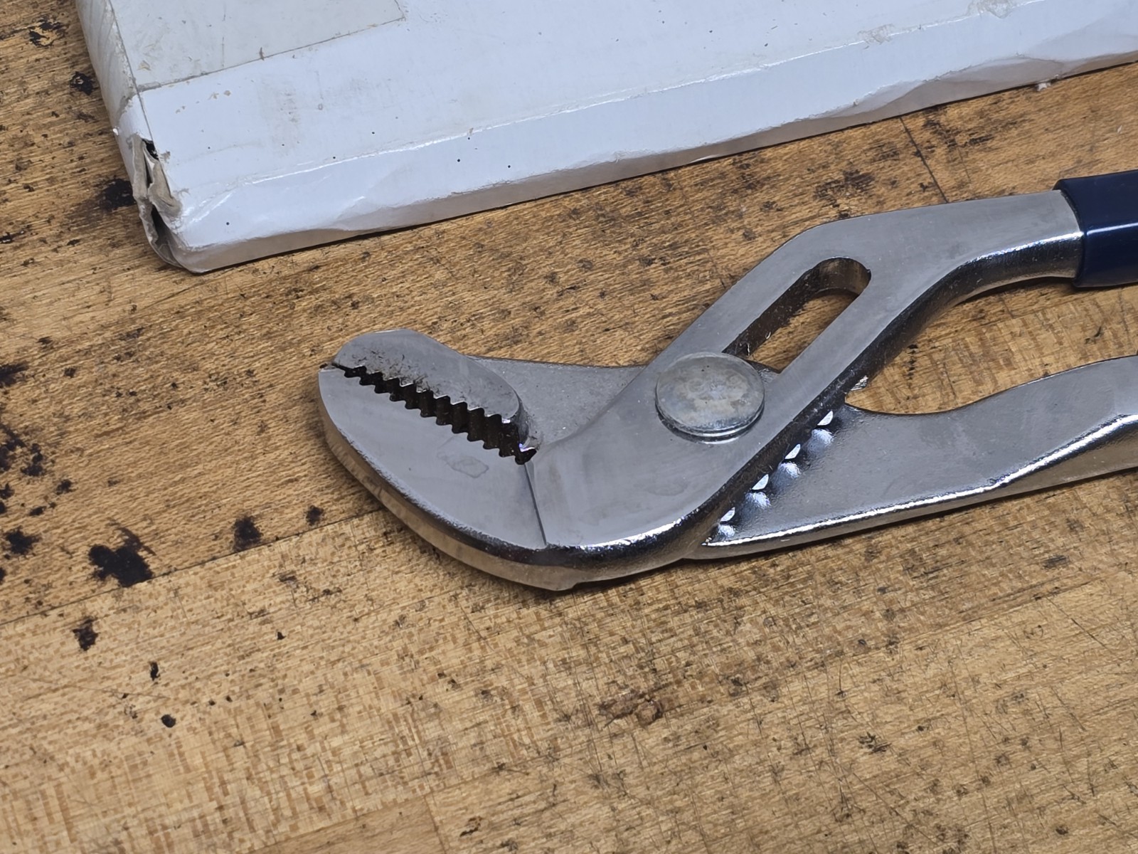 Easco/KD Tools USA 45711 Tongue & Groove Water Pump Pliers, NEW Old Stock, Box