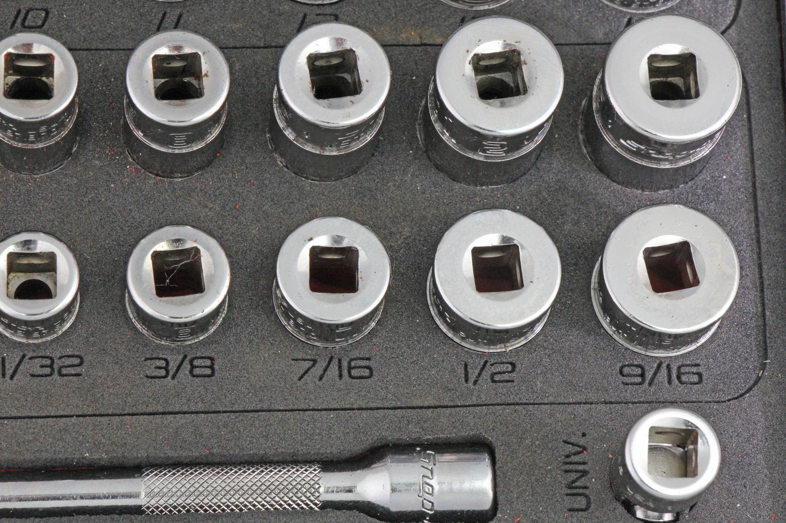 Snap on 144TMPB 44 Piece 1/4″ Drive 6 Point METRIC / SAE General Service Set