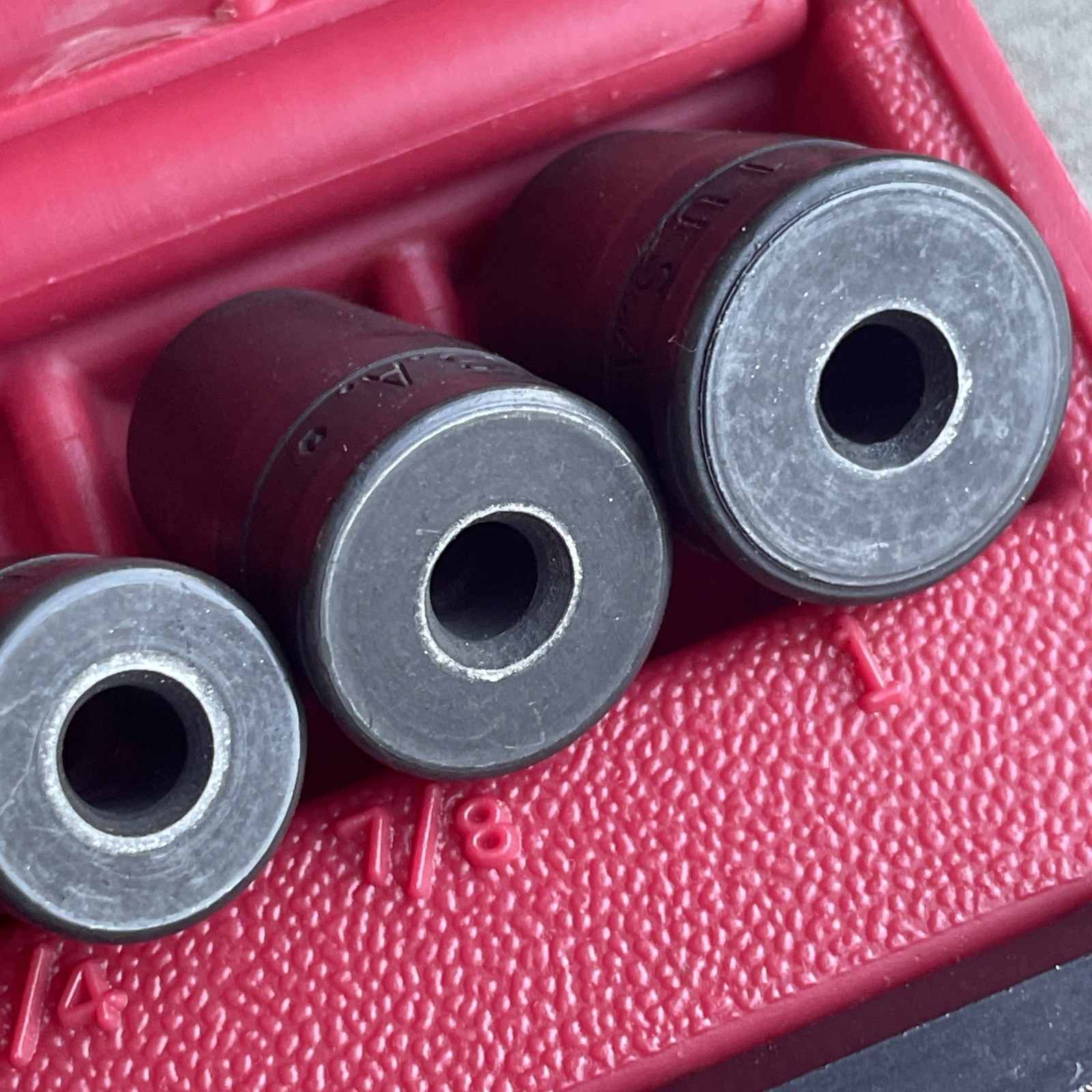 MAC Tools USA GC950 11pc (Complete) Gasket Cutter Set in Red Hard Case