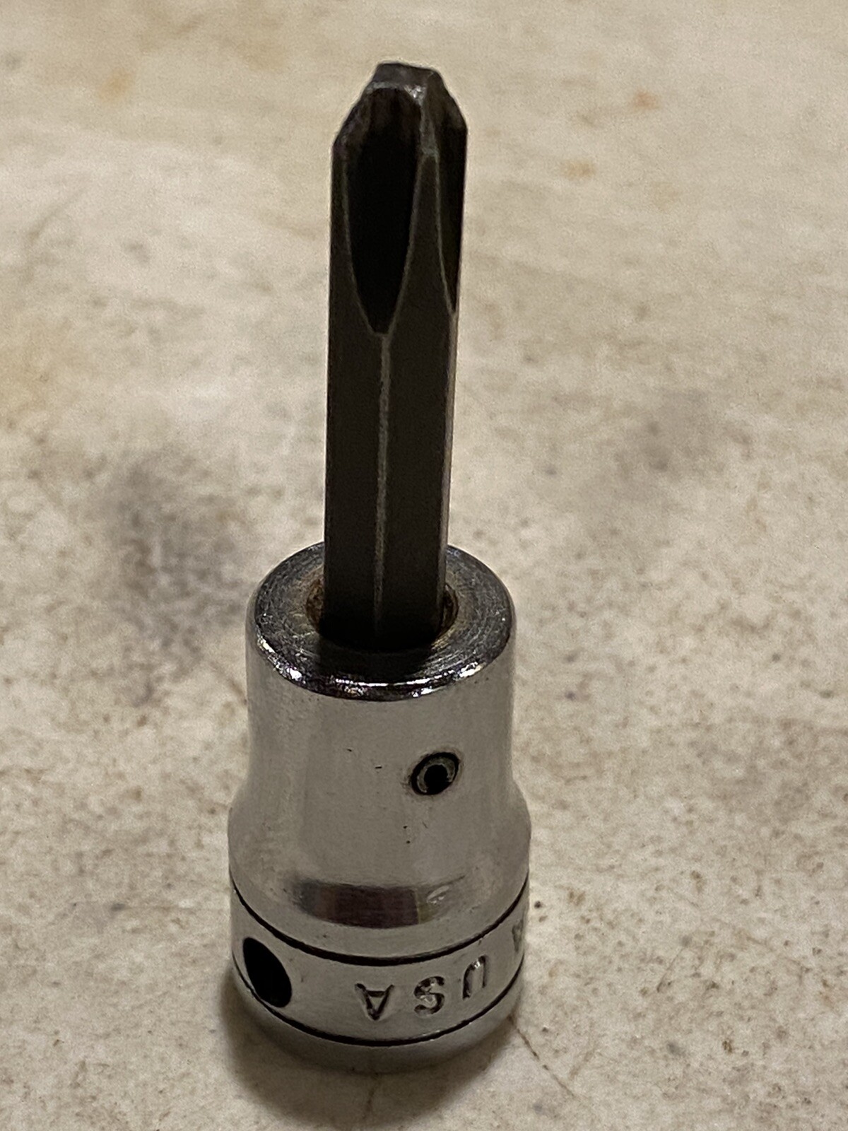 Snap on Tools USA FP32A 3/8″ Drive Phillips #3 Chrome Bit Socket