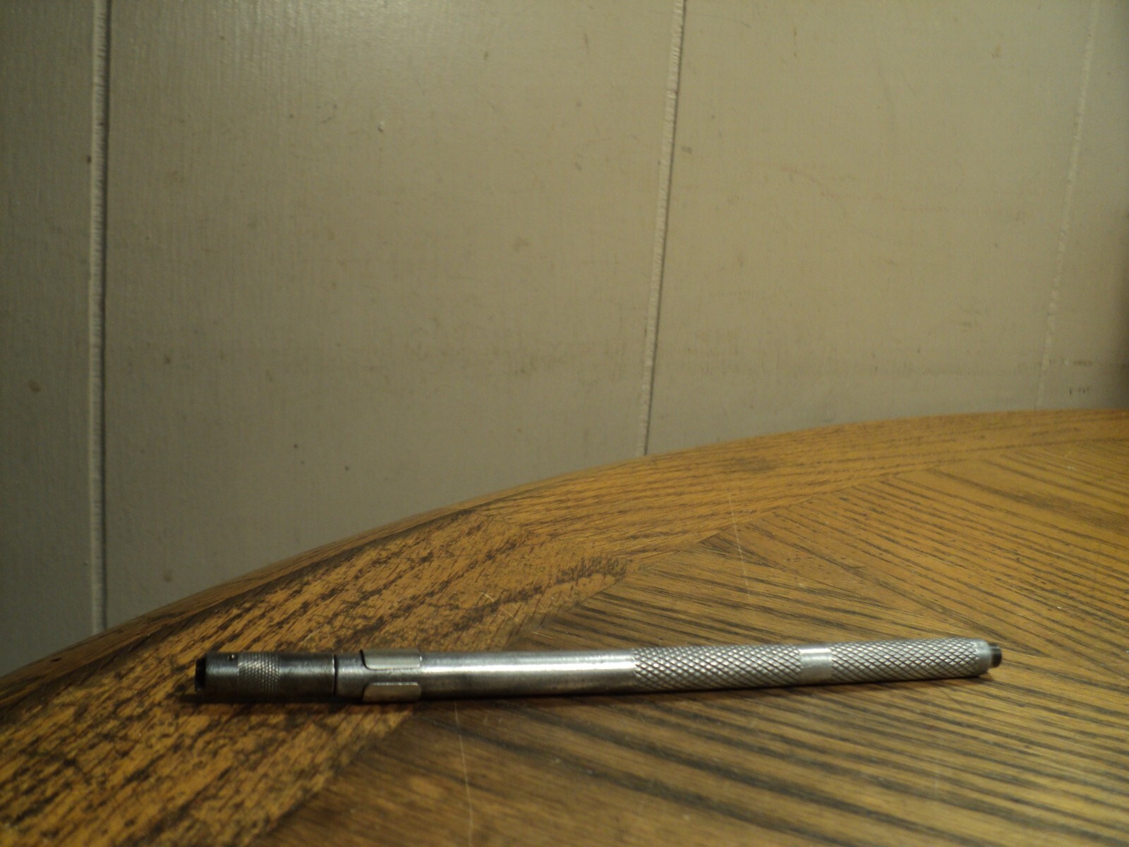 Vintage Pocket Screw Starter w/ Magnetic Tip Tool w/ Scripto Pocket Clip 5-5/8″