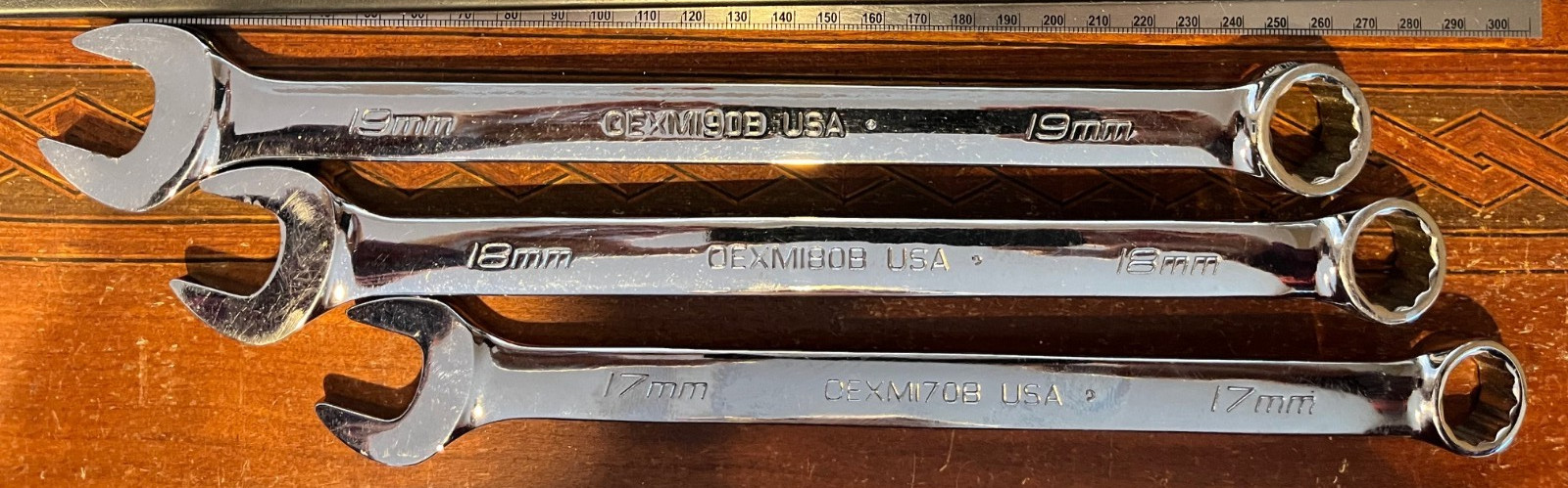 Snap-on OEXM710B Metric 12PT Combination Wrench Set 10pc 10mm-19mm NICE!!!
