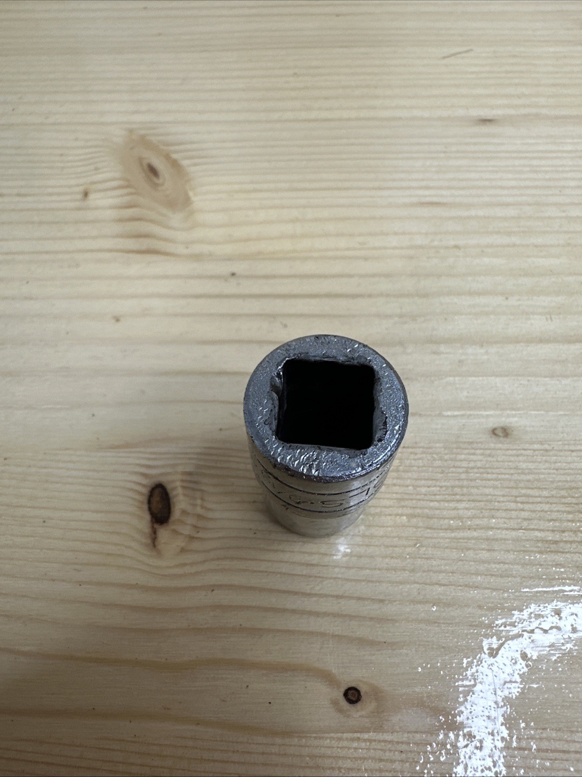 SK USA 9/16″ 6 Point 1/2″ Drive Shallow Polished Chrome Socket 40118
