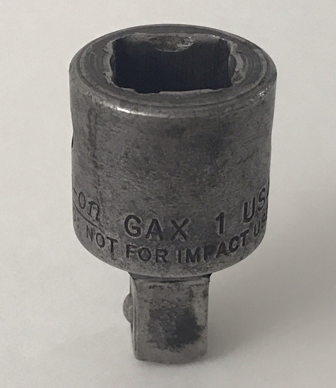 Snap On Tools USA 1/2″ 3/8″ Adapter Socket Extension Tools GAX 1 Not For Impact