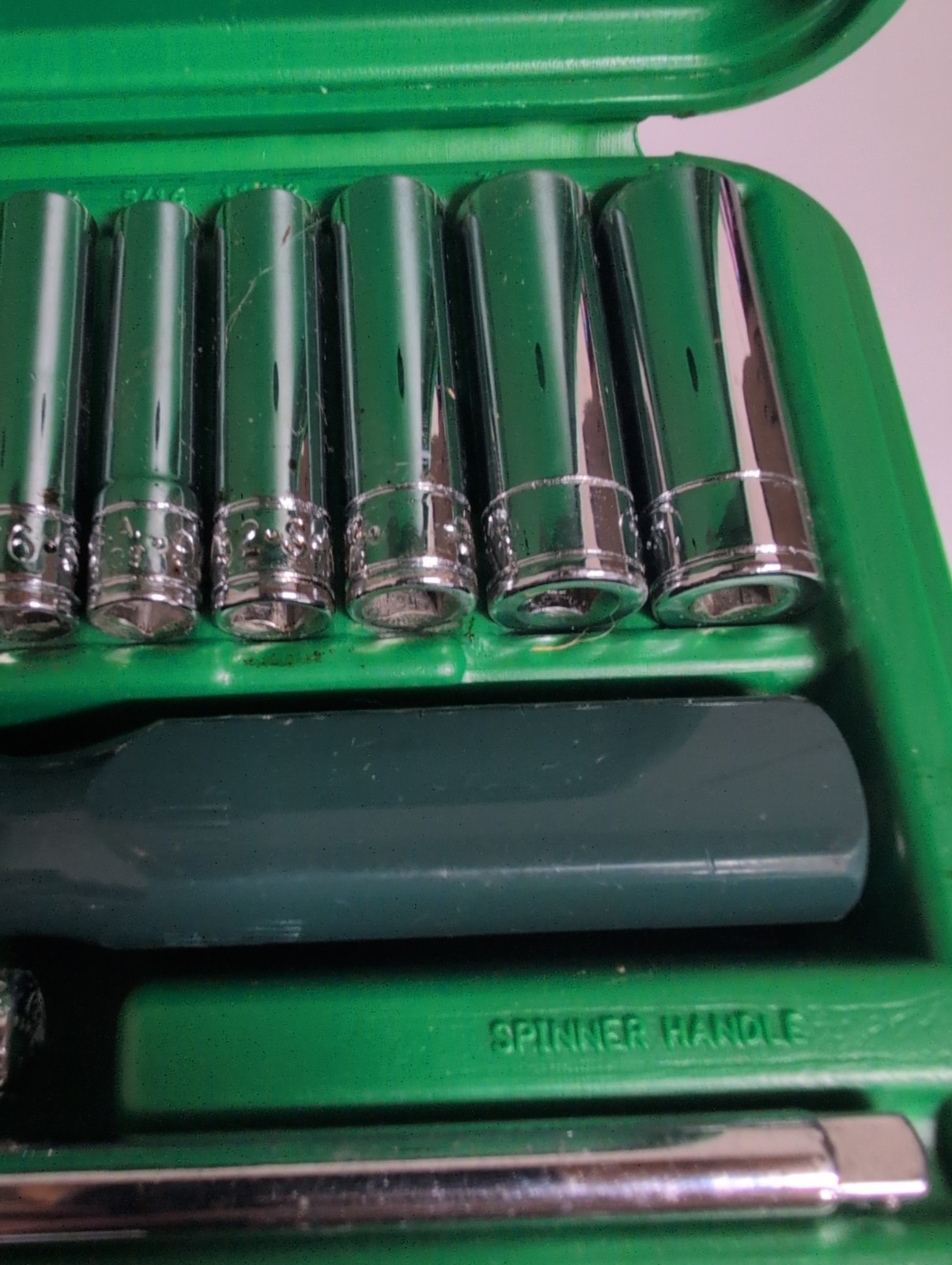 S-K SK 4921 SAE Standard Socket 1/4” Drive 21 Piece Set Missing One.