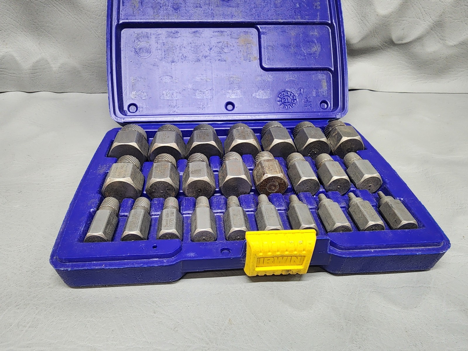 Hanson Irwin 53227 Multi-Spline Ext Set Size Range: 1/8″ – 7/8″ 25 piece set