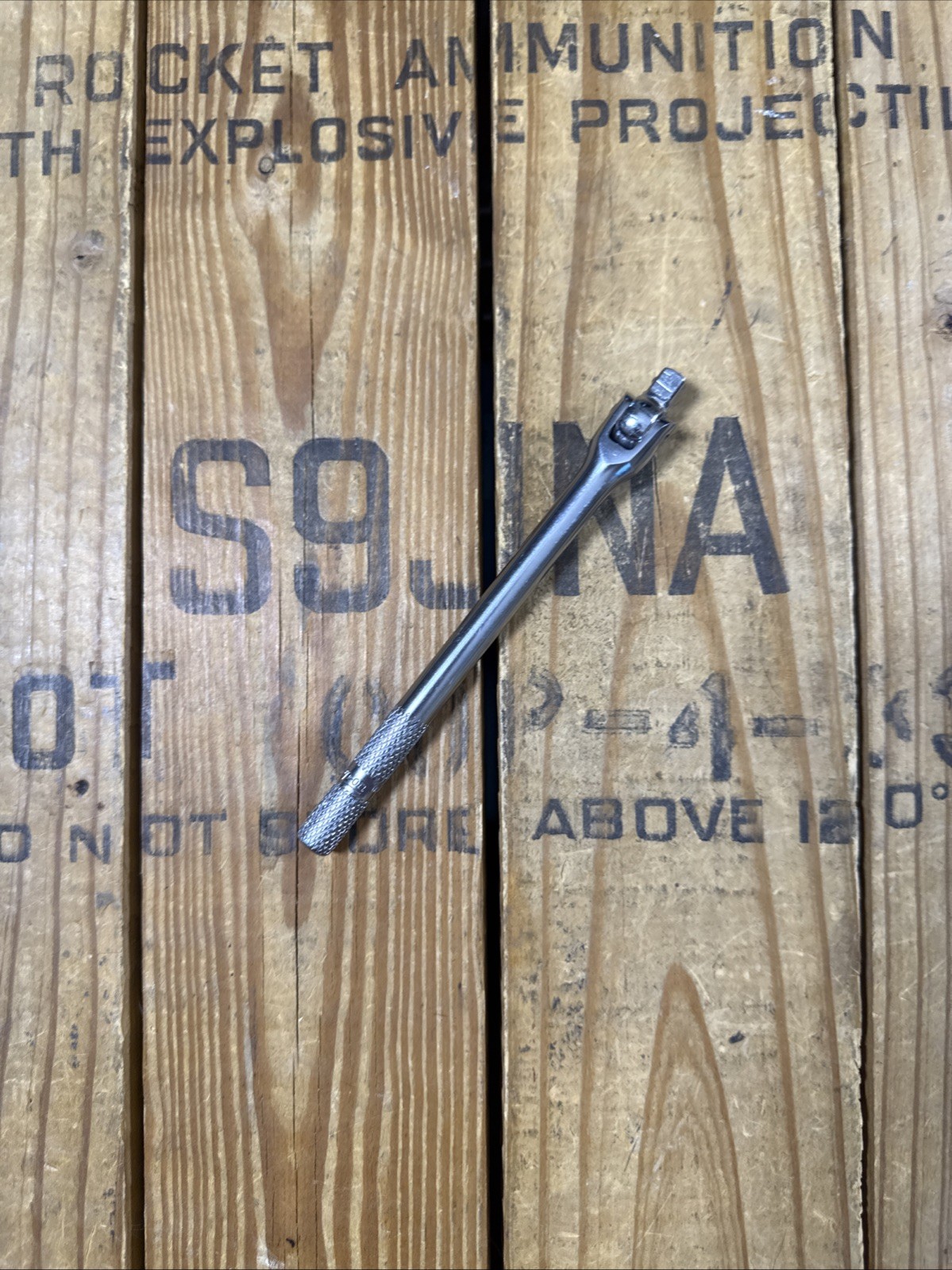 Vintage Snap-on MVN 10A 6 In 1/4″ Drive Flex Head Breaker Bar Knurled Handle USA